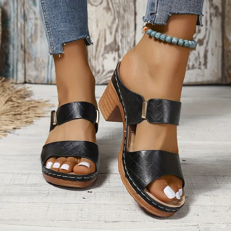 Evelyn – Ankle Strap Chunky Block Heel Sandals