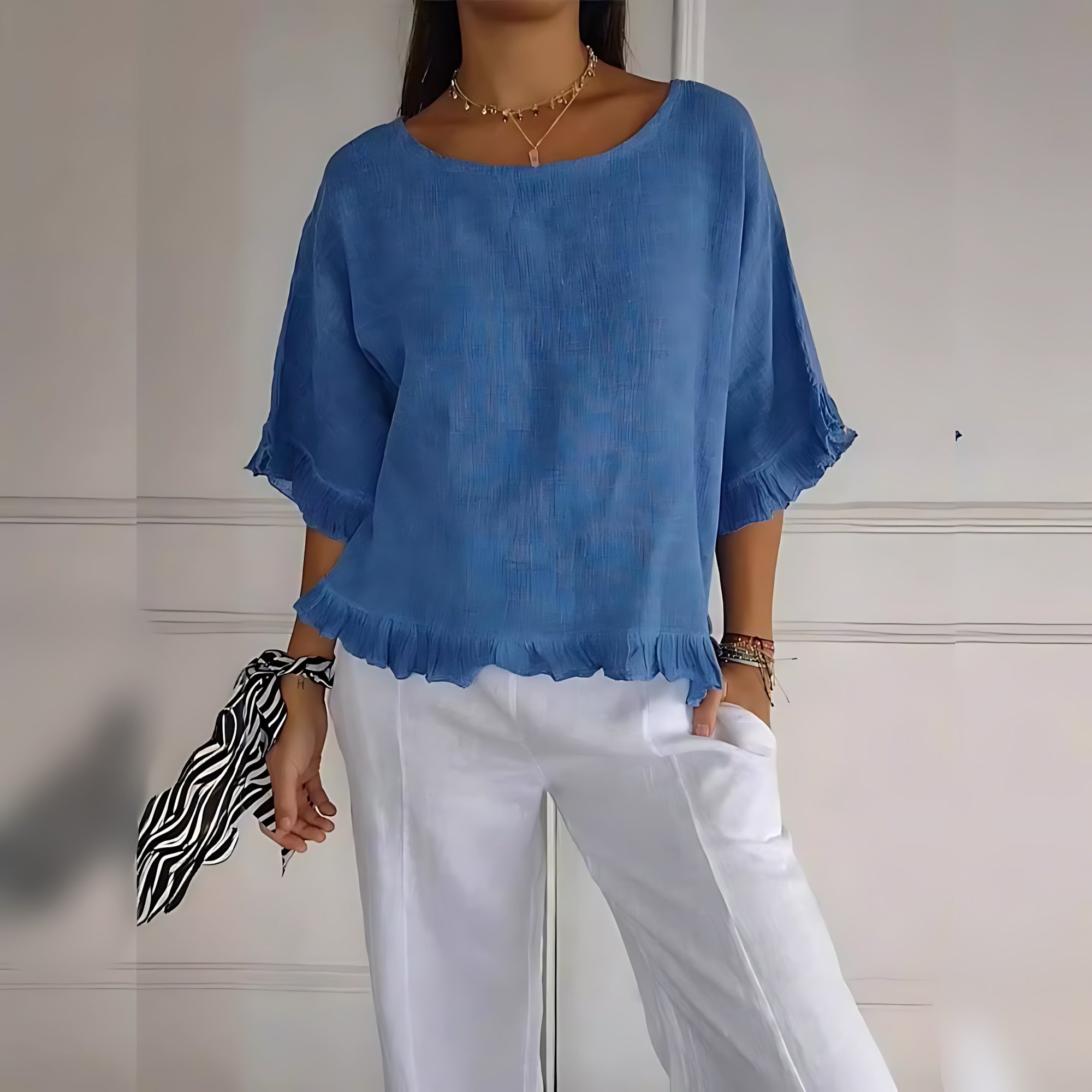 Wren – Crew Neck Relaxed Fit Blouse