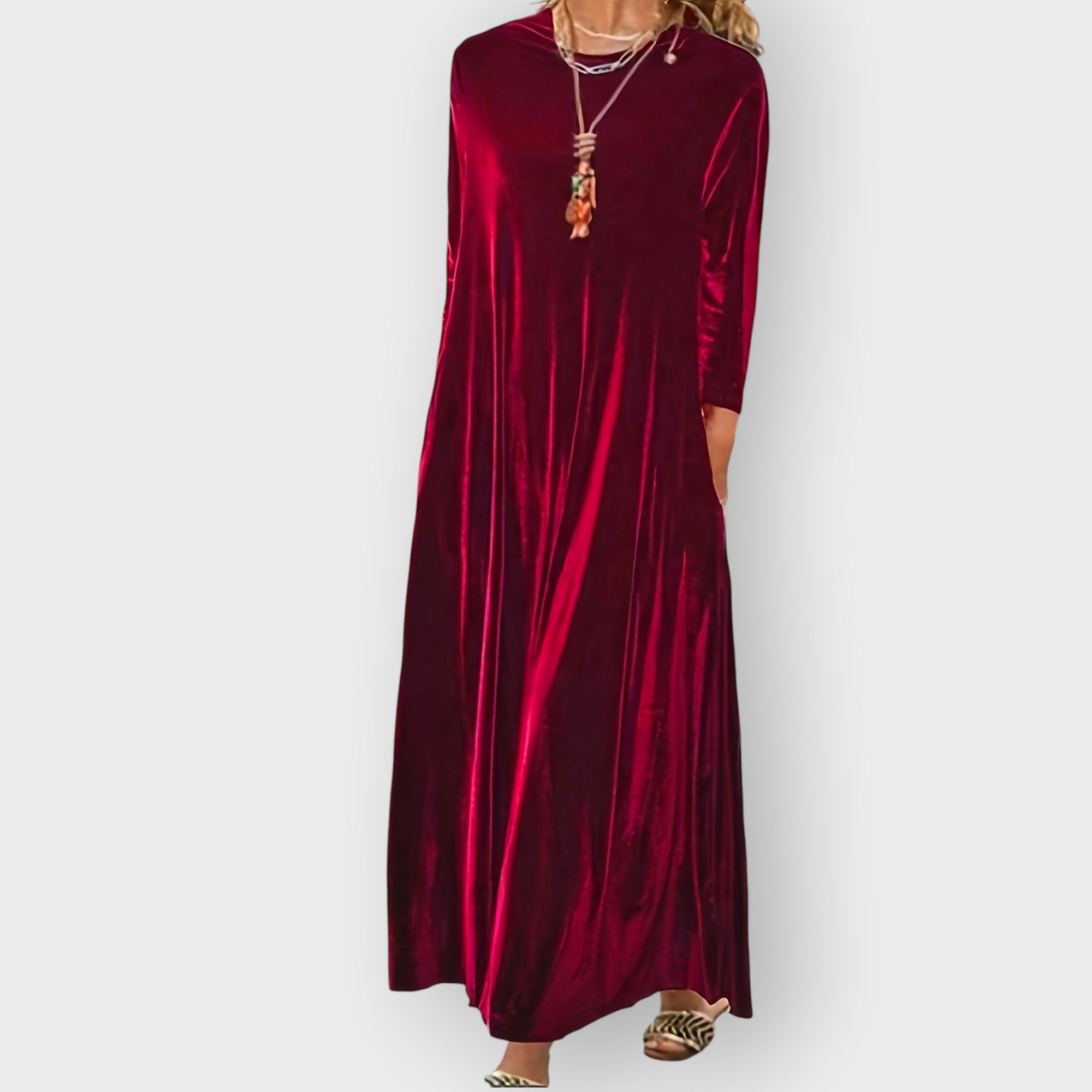 Amelia – Velvet Long Sleeve Evening Maxi Dress