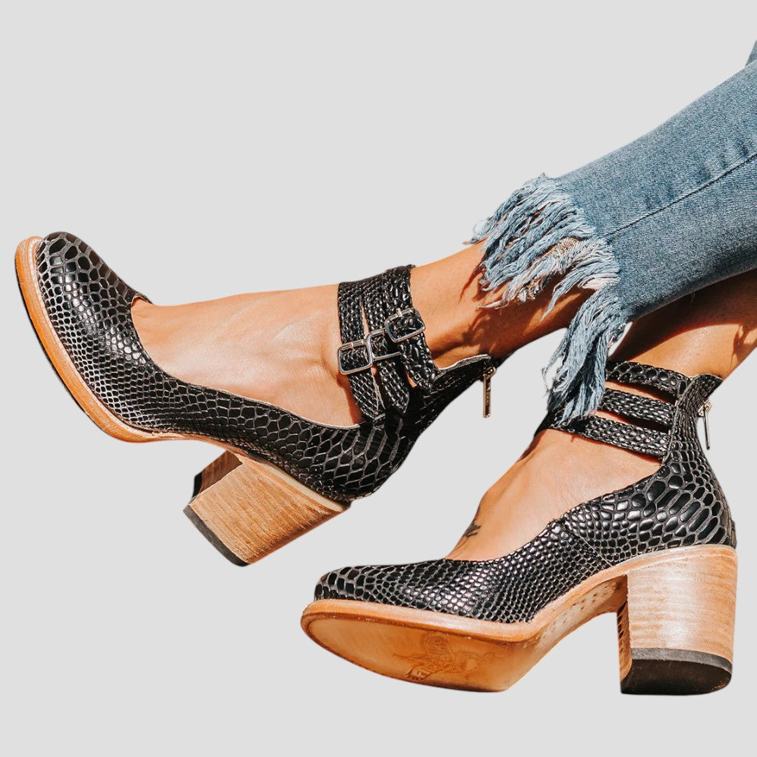 Luna – Suede Slouchy Western Ankle Boots