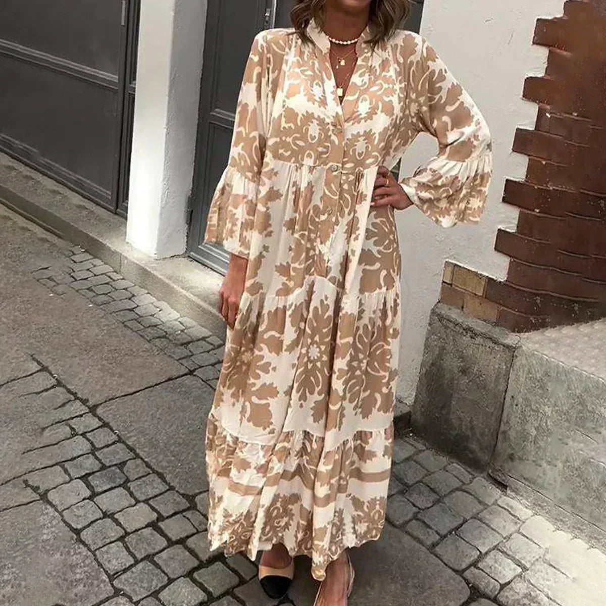 Maya – Floral Print Bell Sleeve Boho Maxi Dress