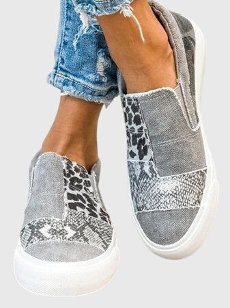 Harriet – Leopard Print Canvas Slip On Sneakers