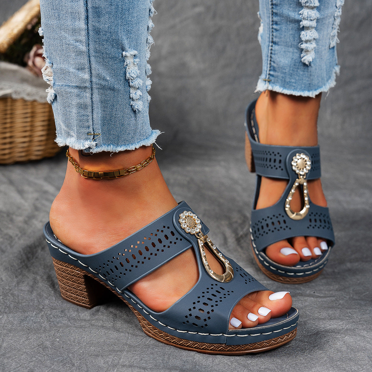 Alaia – Embellished Cutout Block Heel Mules