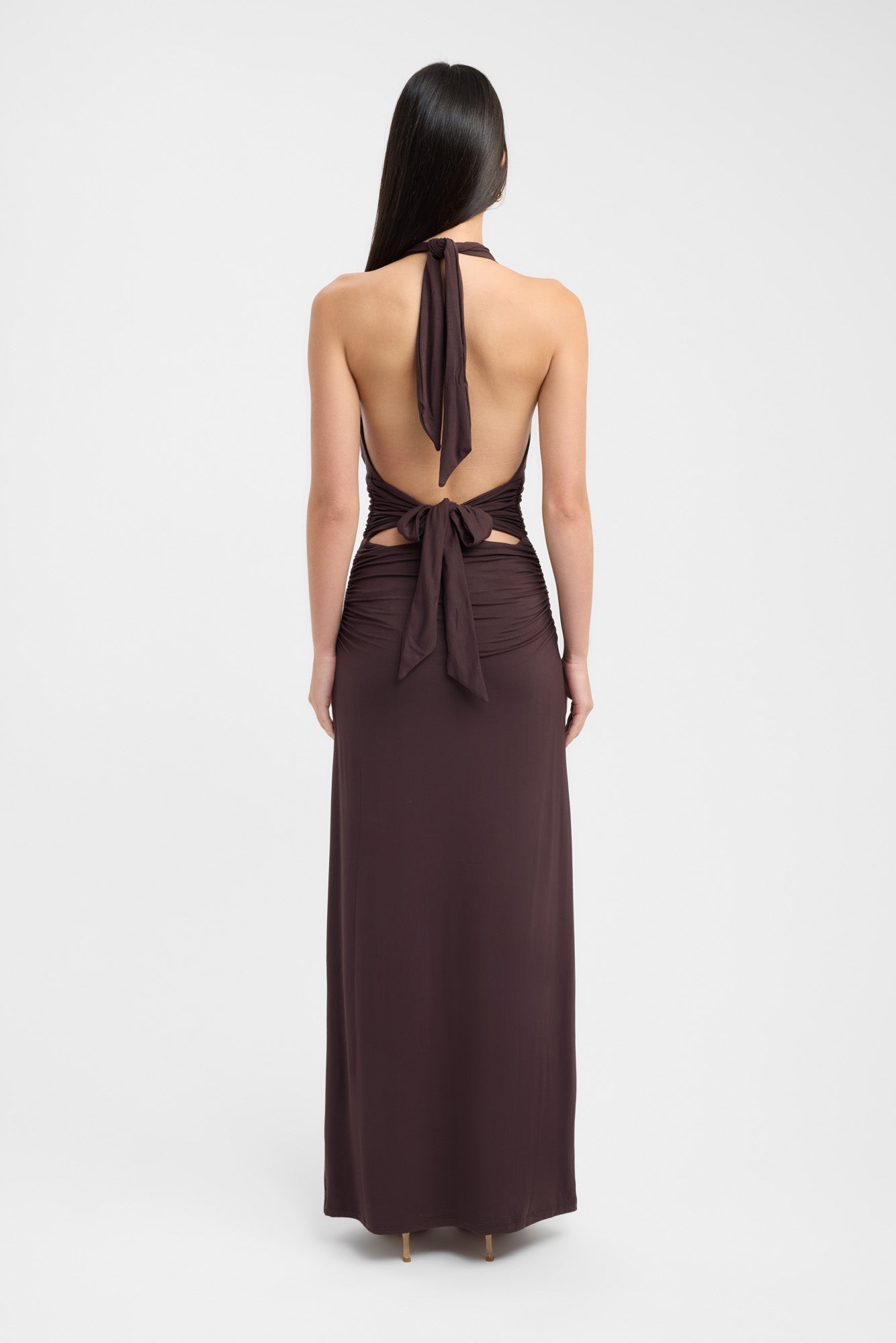 Wren – Halter Neck Fitted Evening Maxi Dress