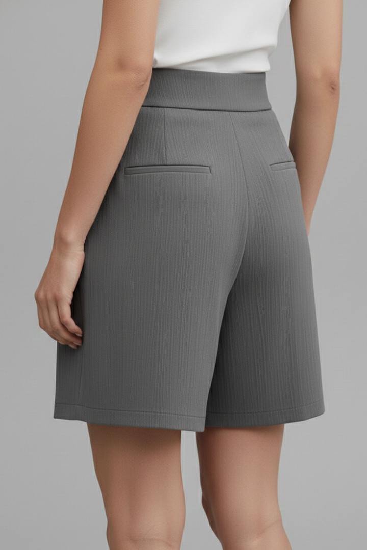 Eden – Pleated High Waist Wide Leg Shorts