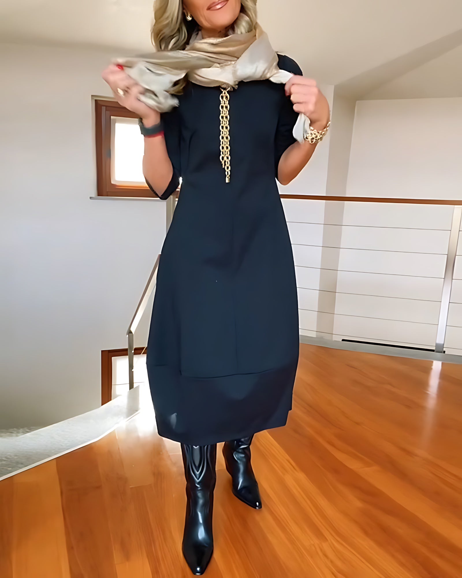 Aaliyah – Scoop Neck Long Sleeve Cocoon Maxi Dress