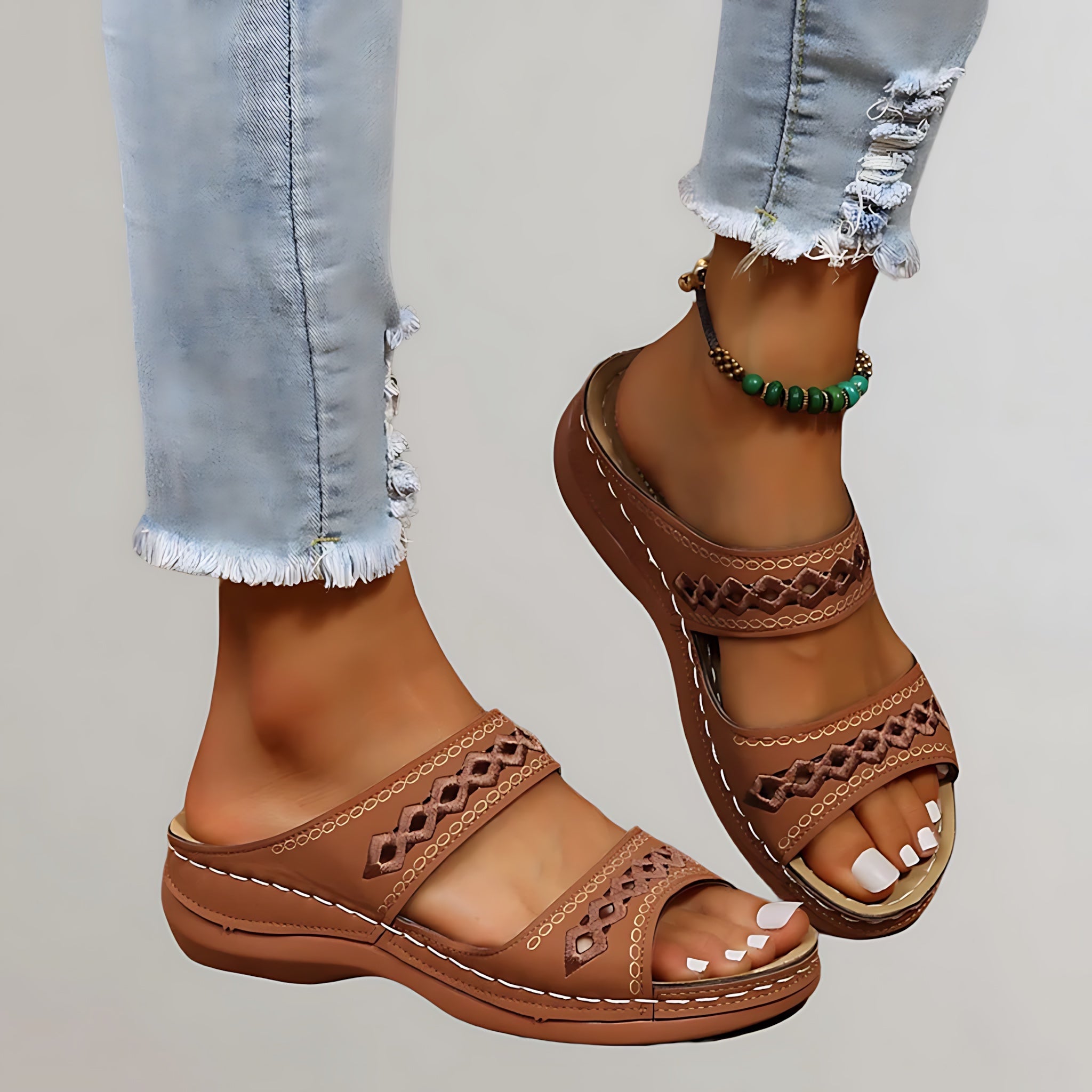 Adelaide – Cutout Low Wedge Slide Sandals