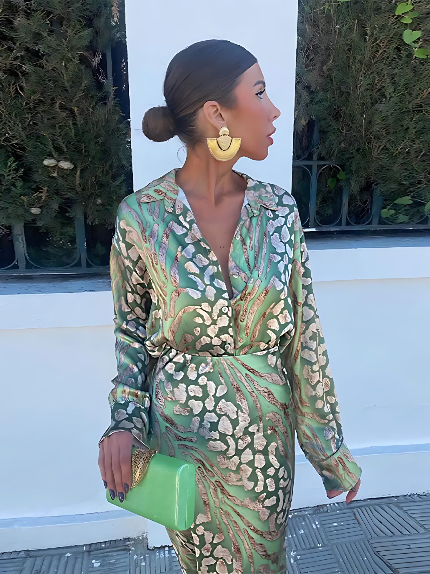 Adelaide – Printed Long Sleeve Midi Shirt Dress