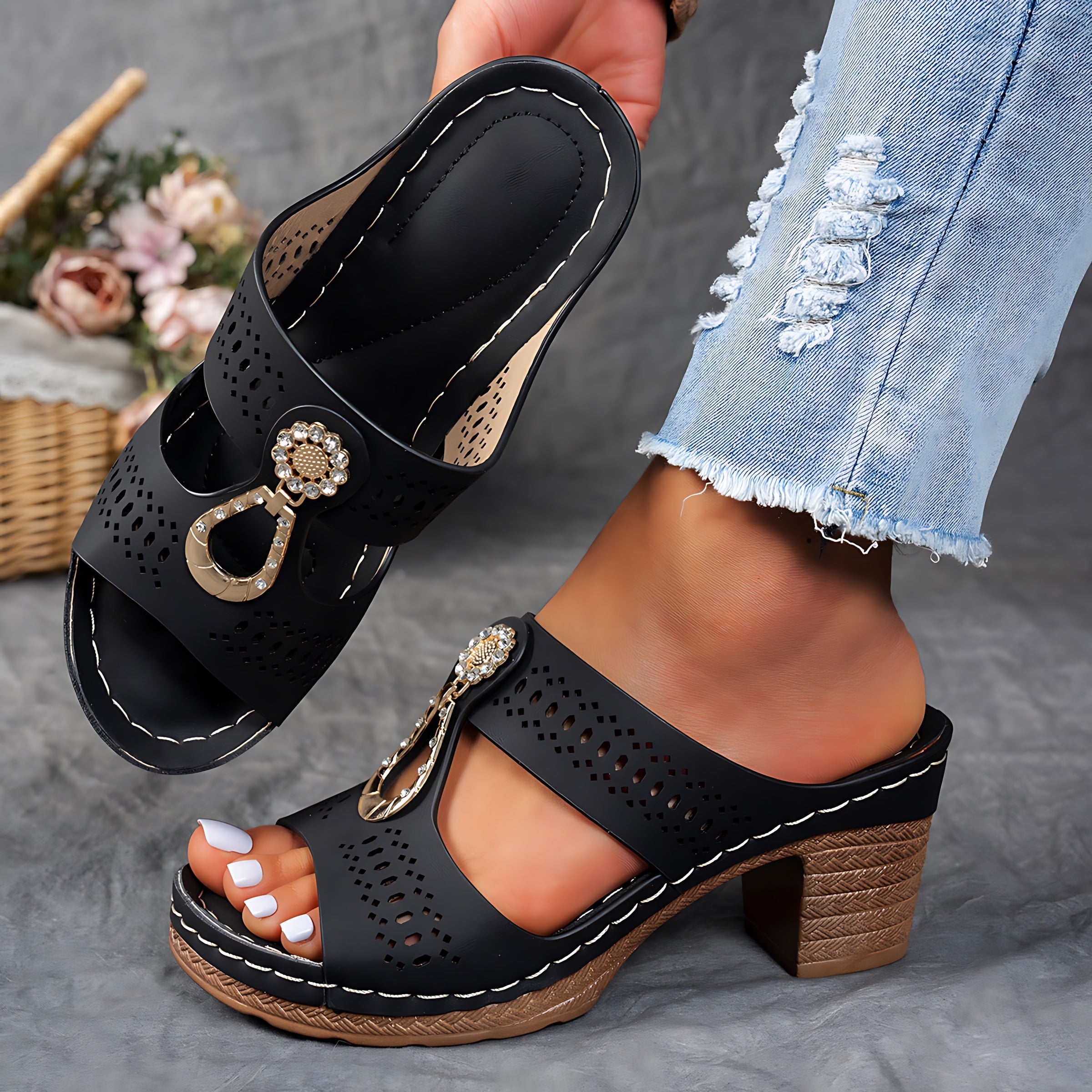 Alaia – Embellished Cutout Block Heel Mules