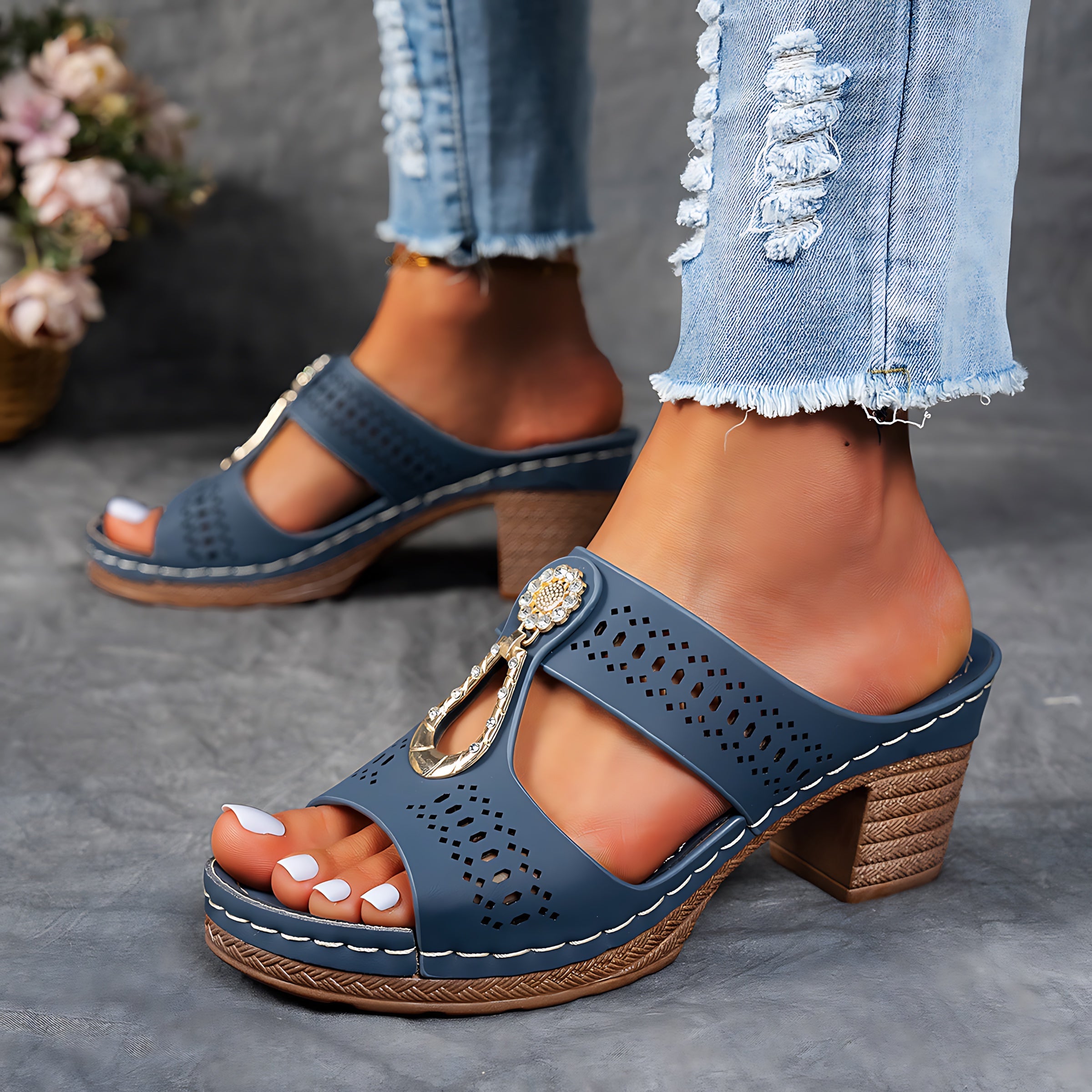 Alaia – Embellished Cutout Block Heel Mules