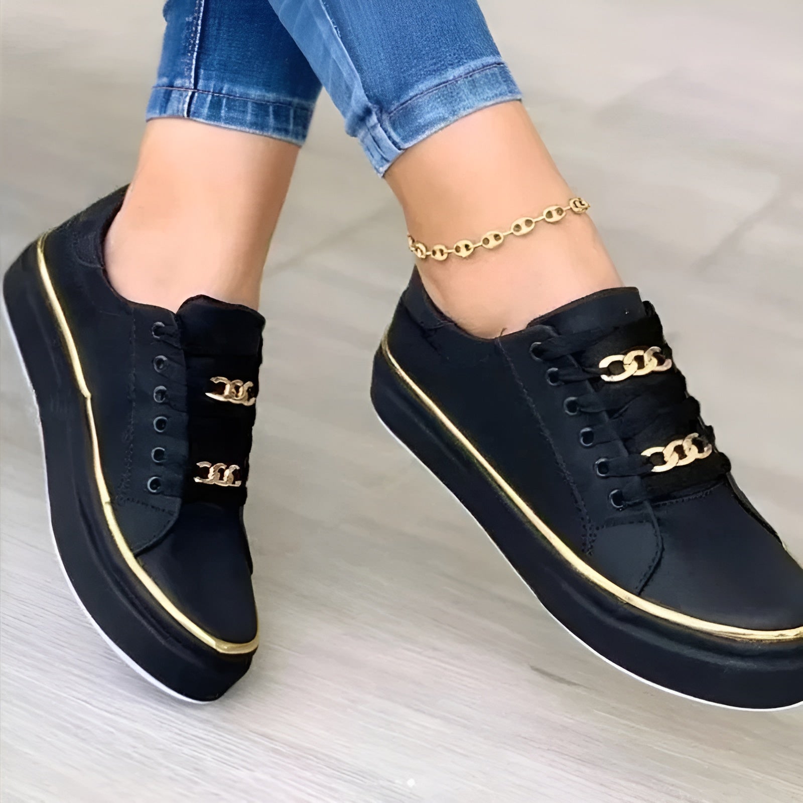 Renata – Platform Lace Up Low Top Sneakers