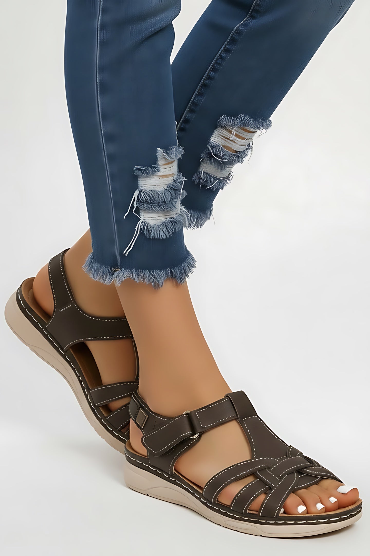 Allison – Closed Toe Fisherman Flat Sandals