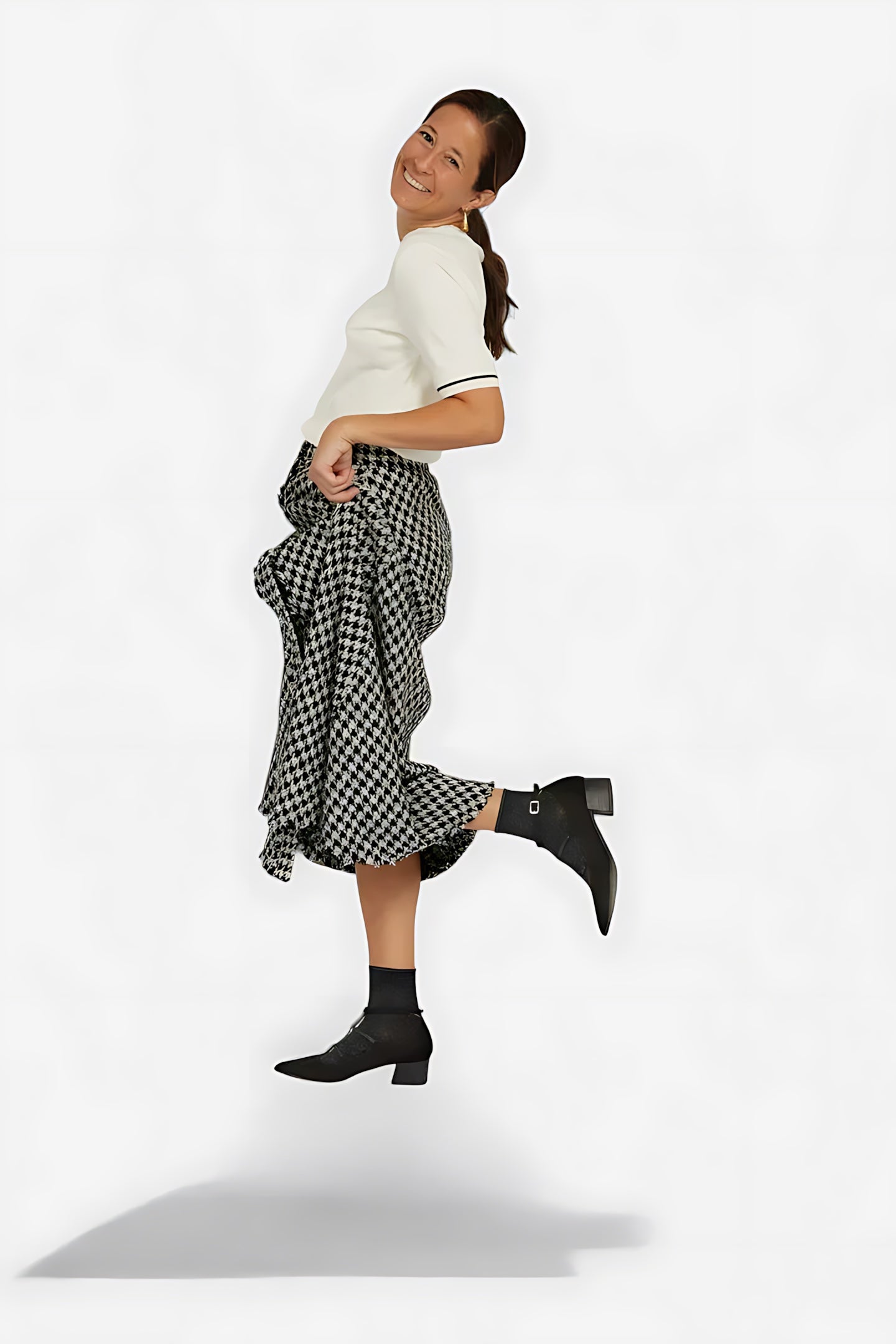Amara – Crisscross Pointed Toe Kitten Heels
