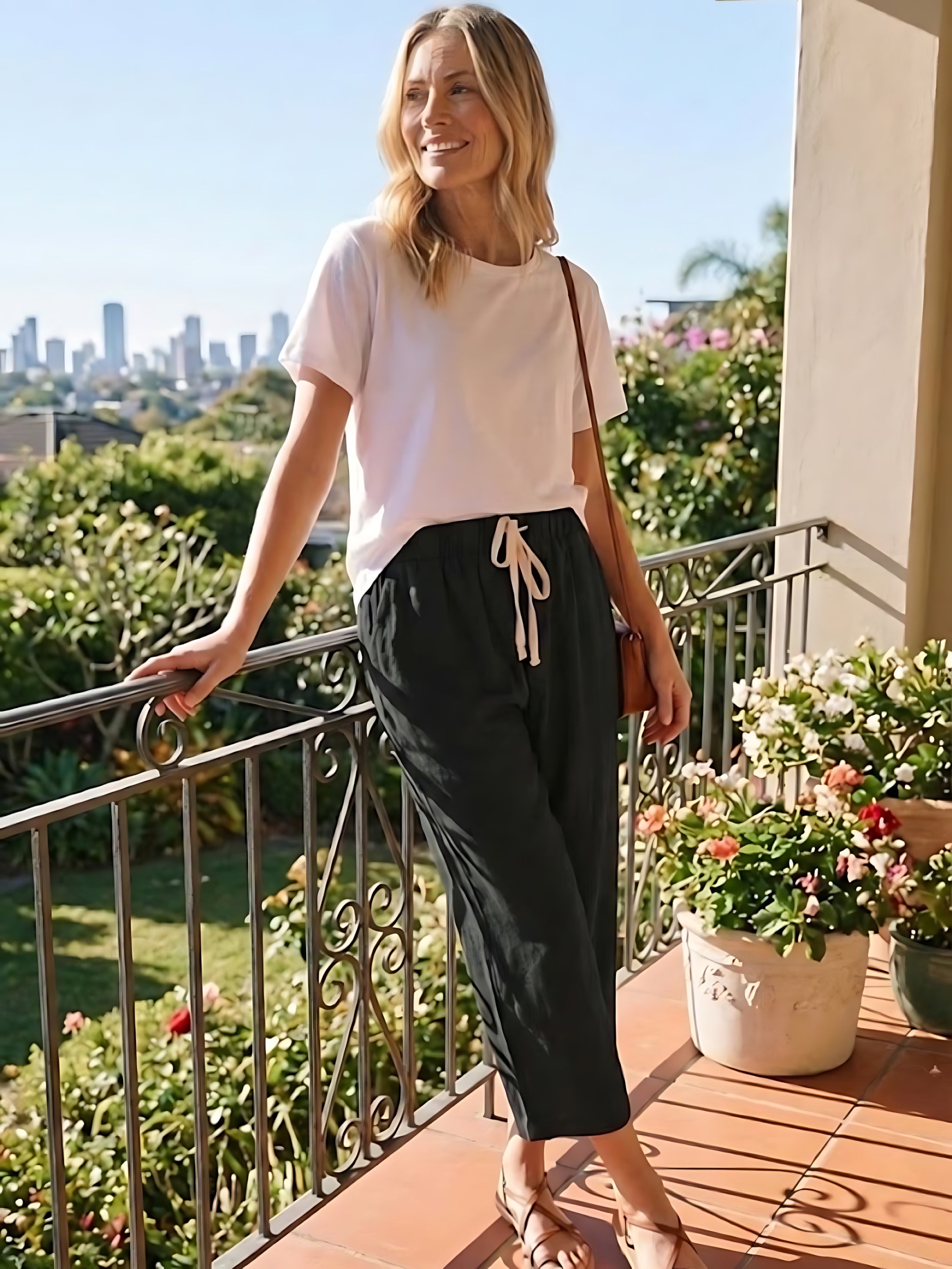 Anna – Elastic Waist Cropped Tapered Pants