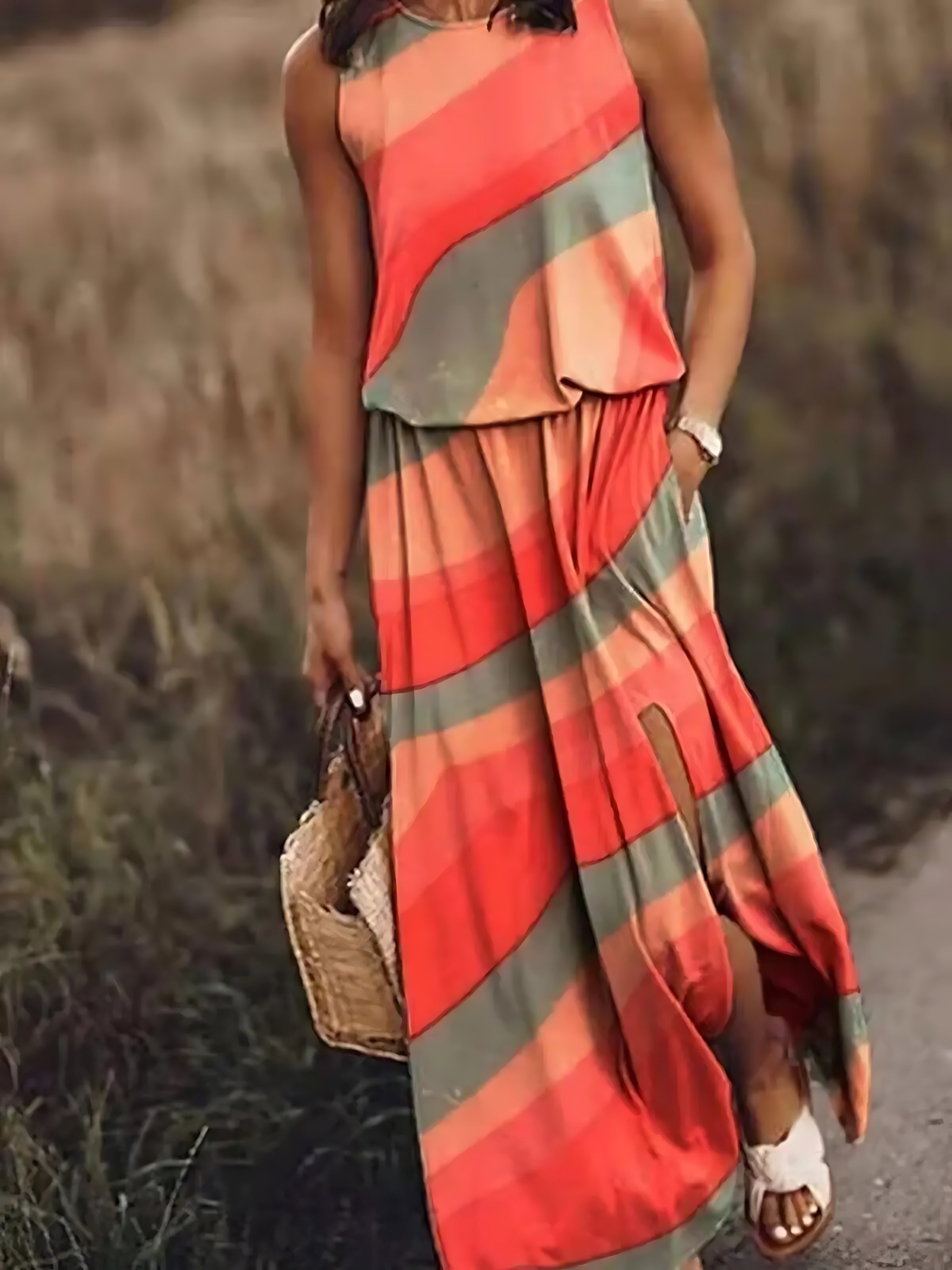 Ariana – Floral Print Scoop Neck Boho Maxi Dress