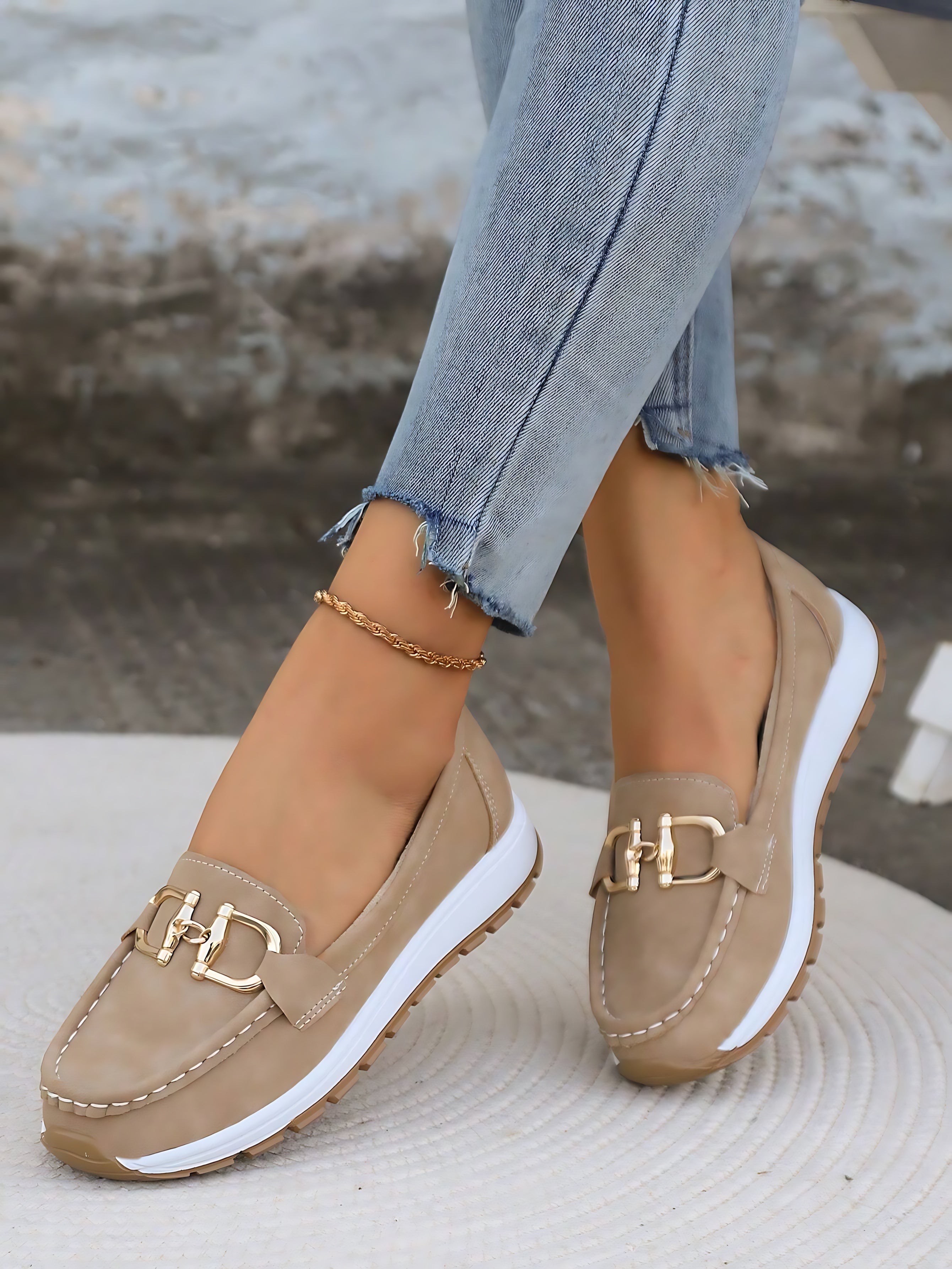 Arya – Suede Chain Platform Loafers