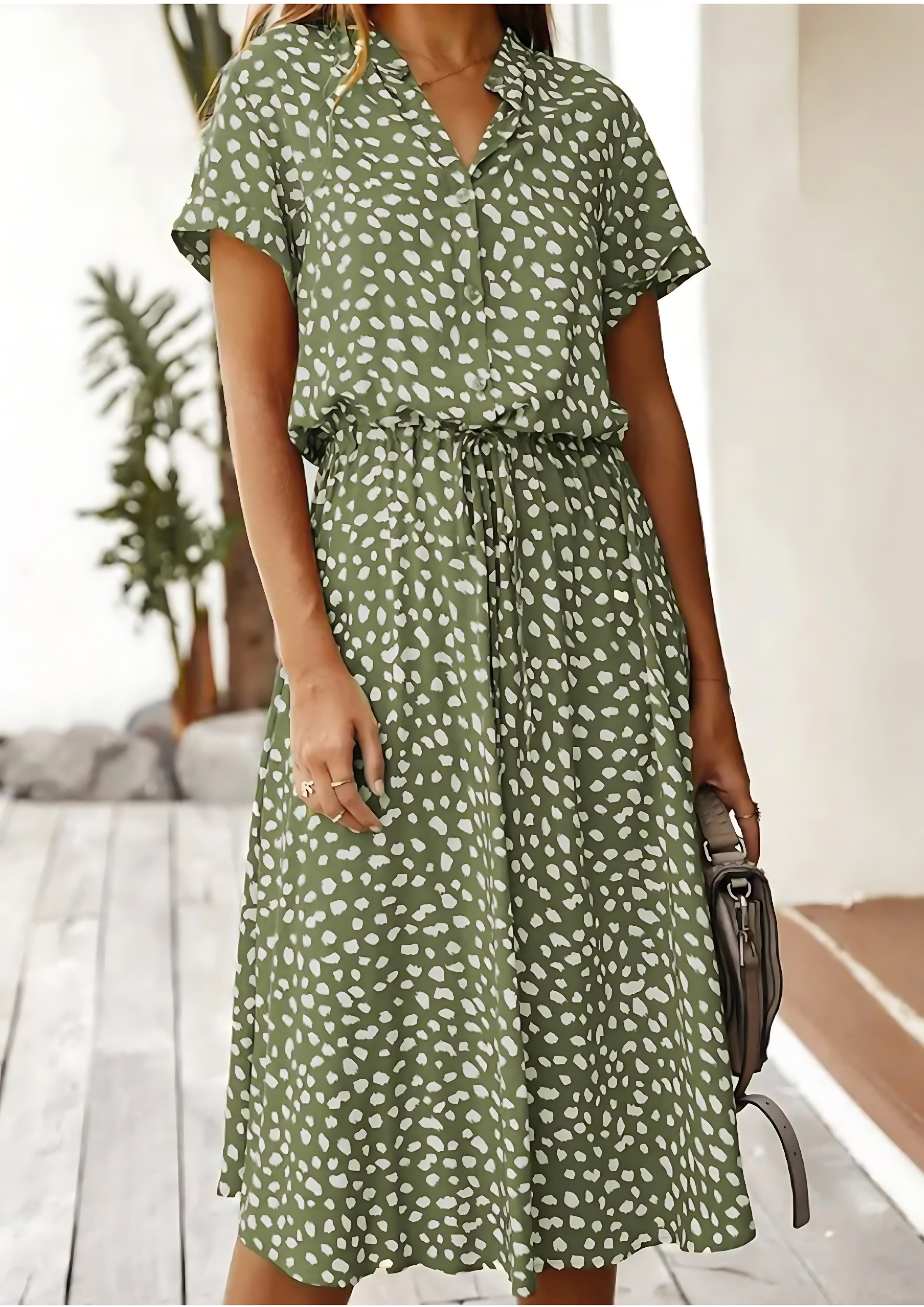 Aurora – Spotted Print Short Sleeve A Line Midi Dress