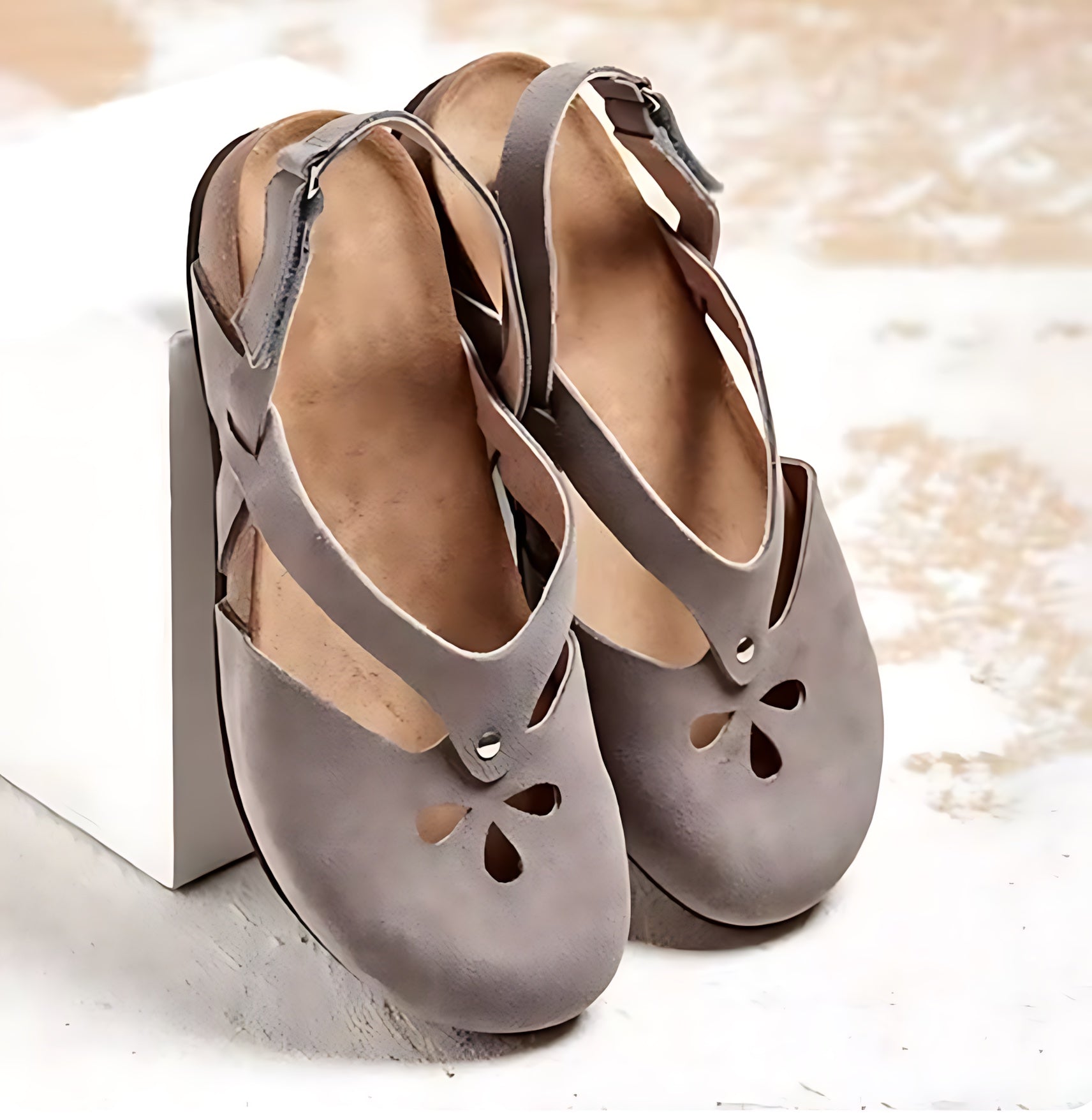Brianna – Cutout Criss Cross Slingback Sandals