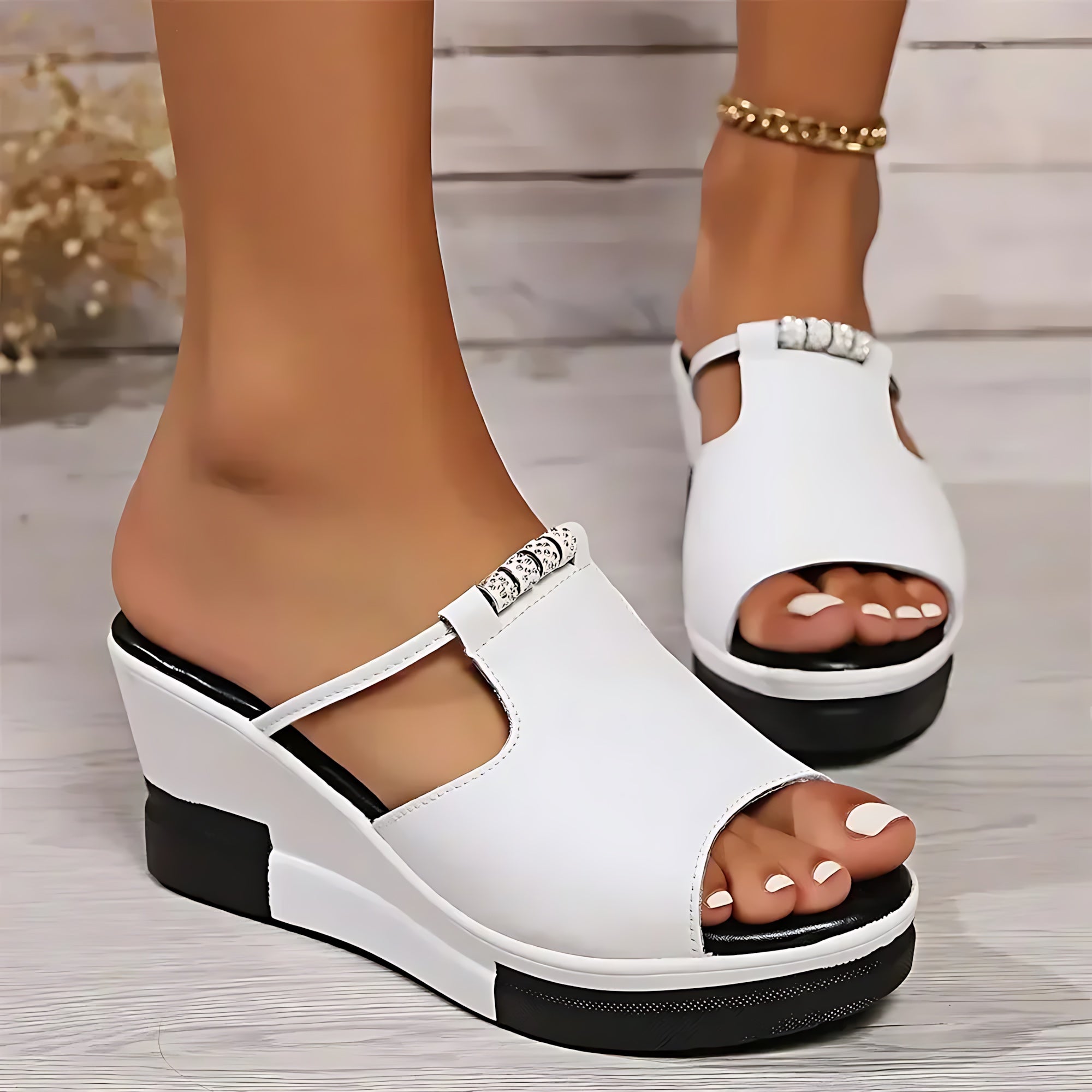 Brielle – Crossover Strap Platform Wedge Sandals