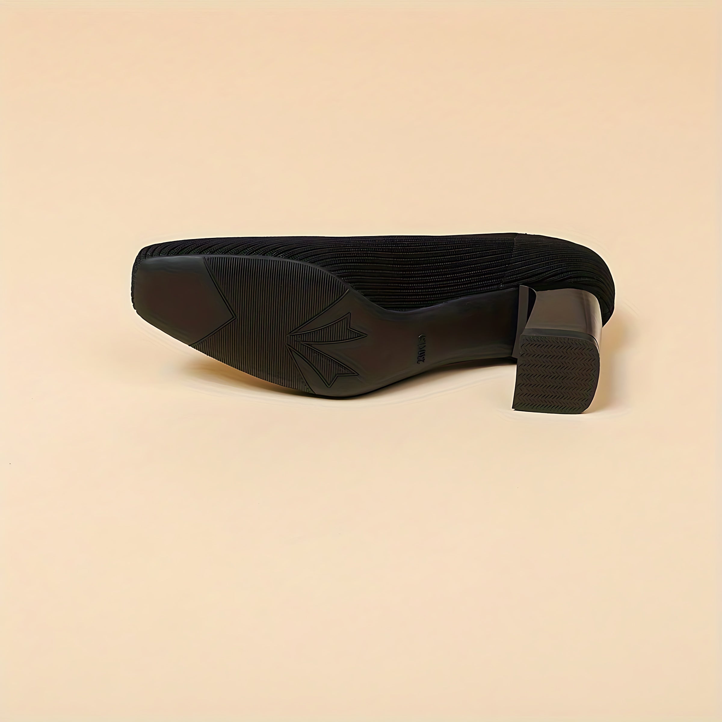 Brooke – Pointed Toe Block Heel Pumps