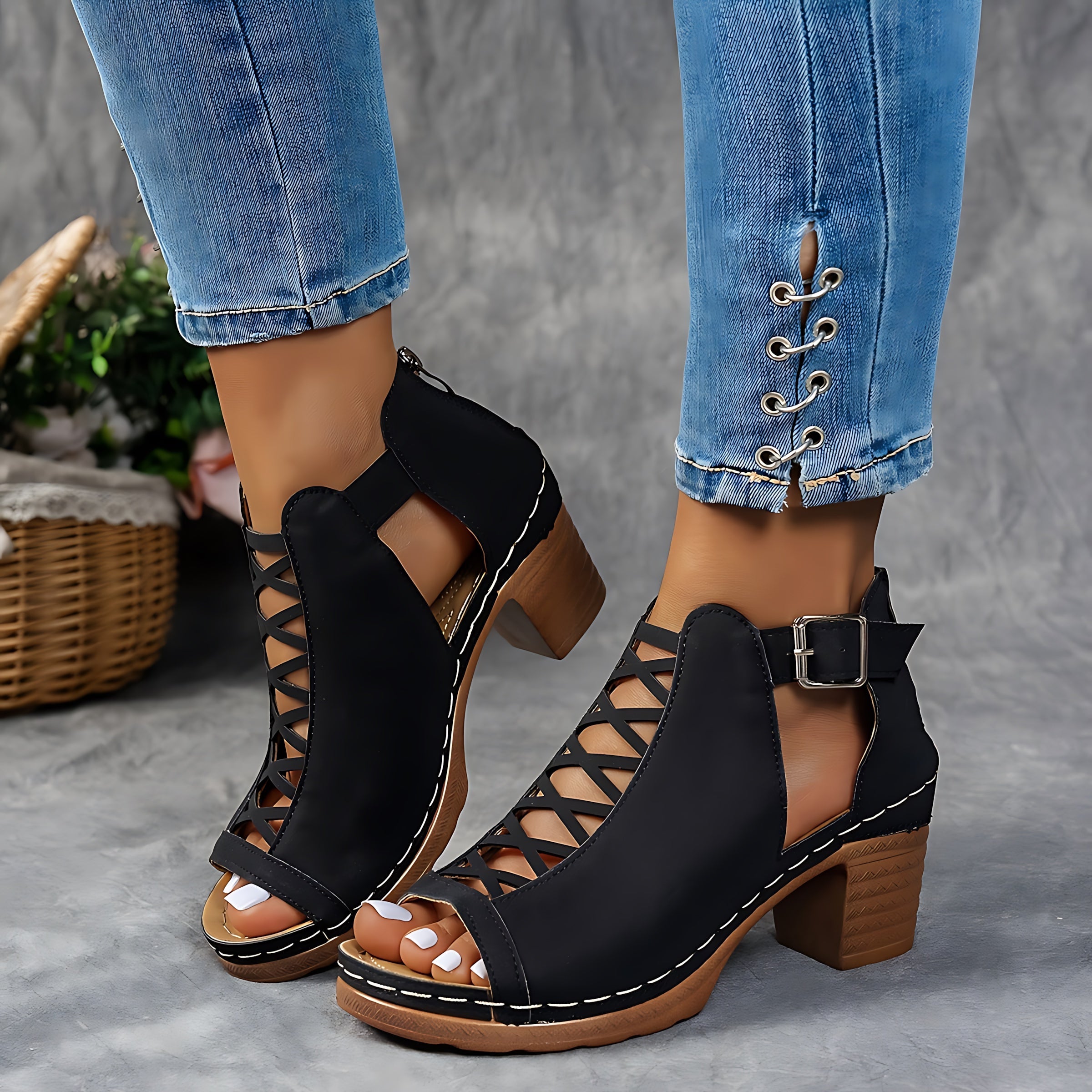 Catalina – Cutout Peep Toe Block Heel Sandals