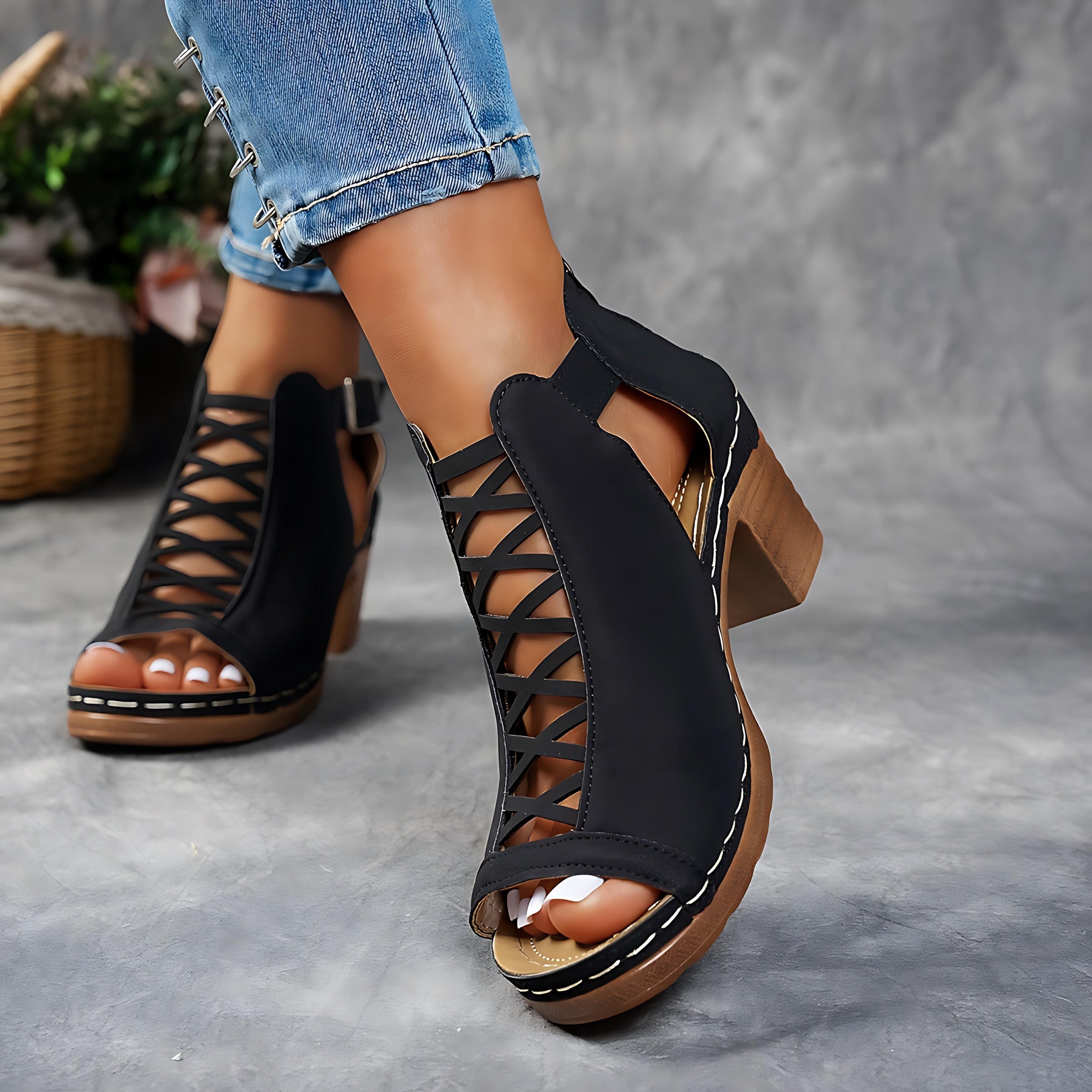 Catalina – Cutout Peep Toe Block Heel Sandals