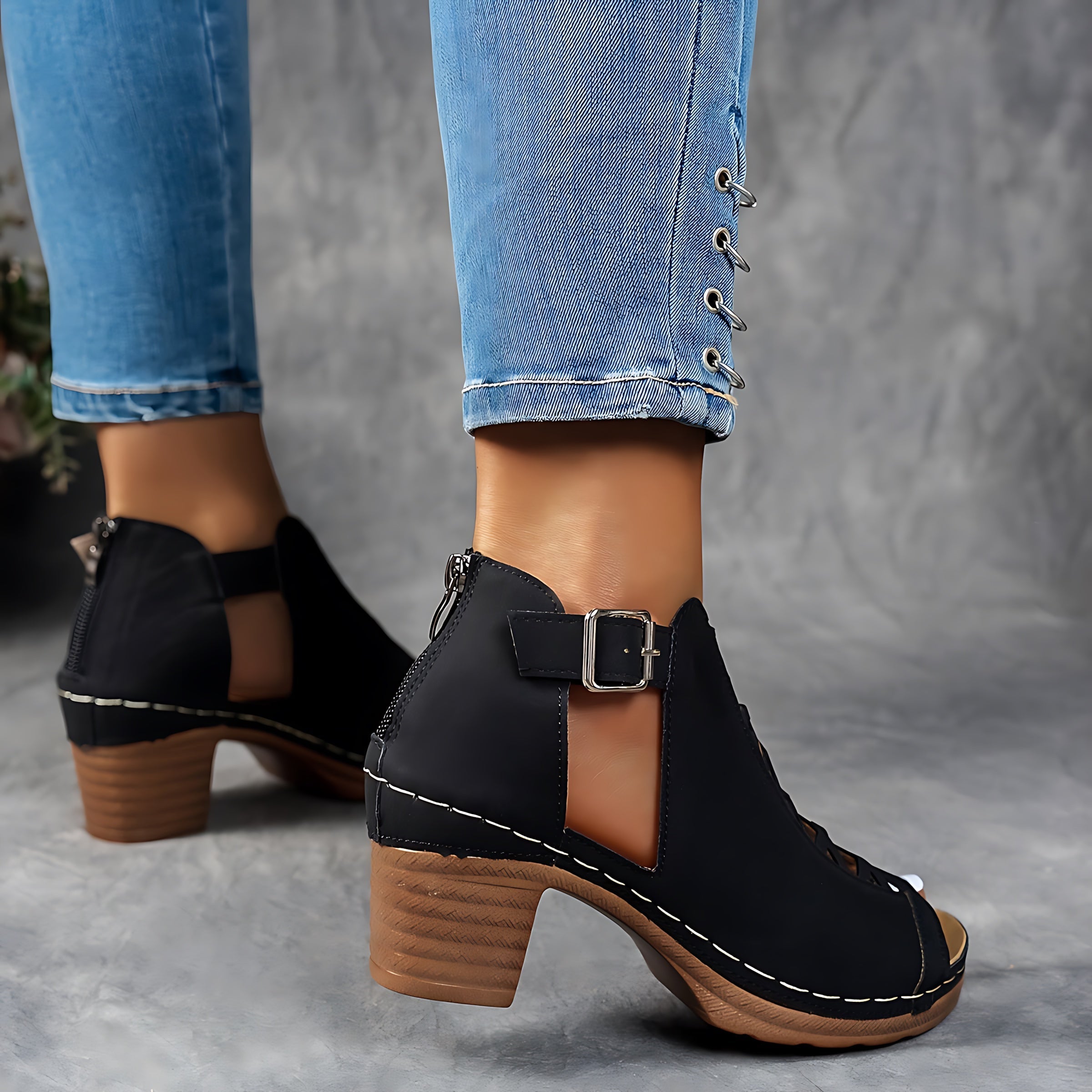Catalina – Cutout Peep Toe Block Heel Sandals