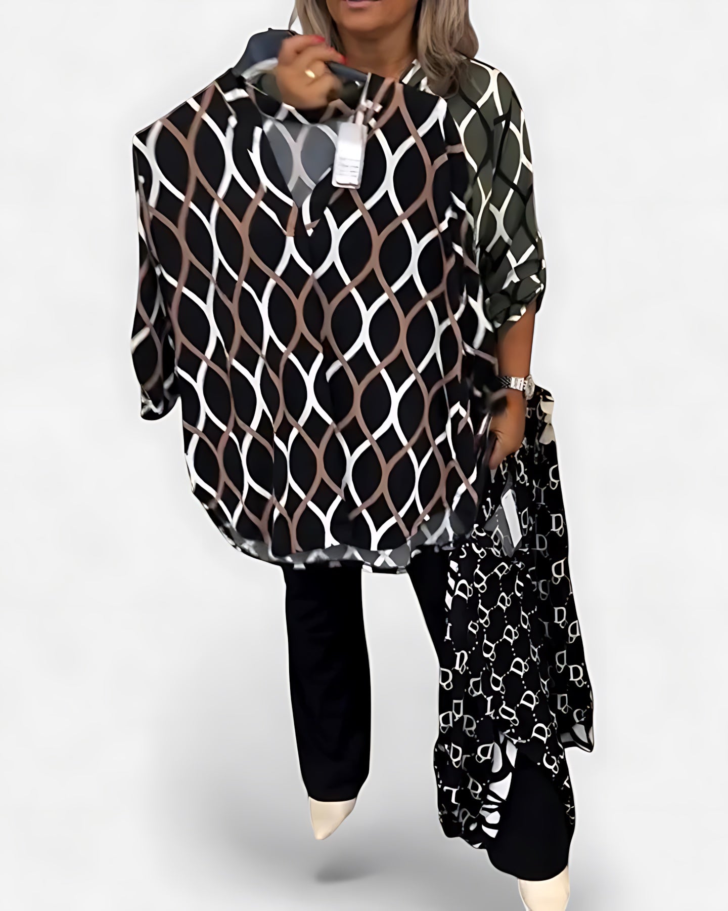 Catherine – Geometric Print Long Sleeve Blouse