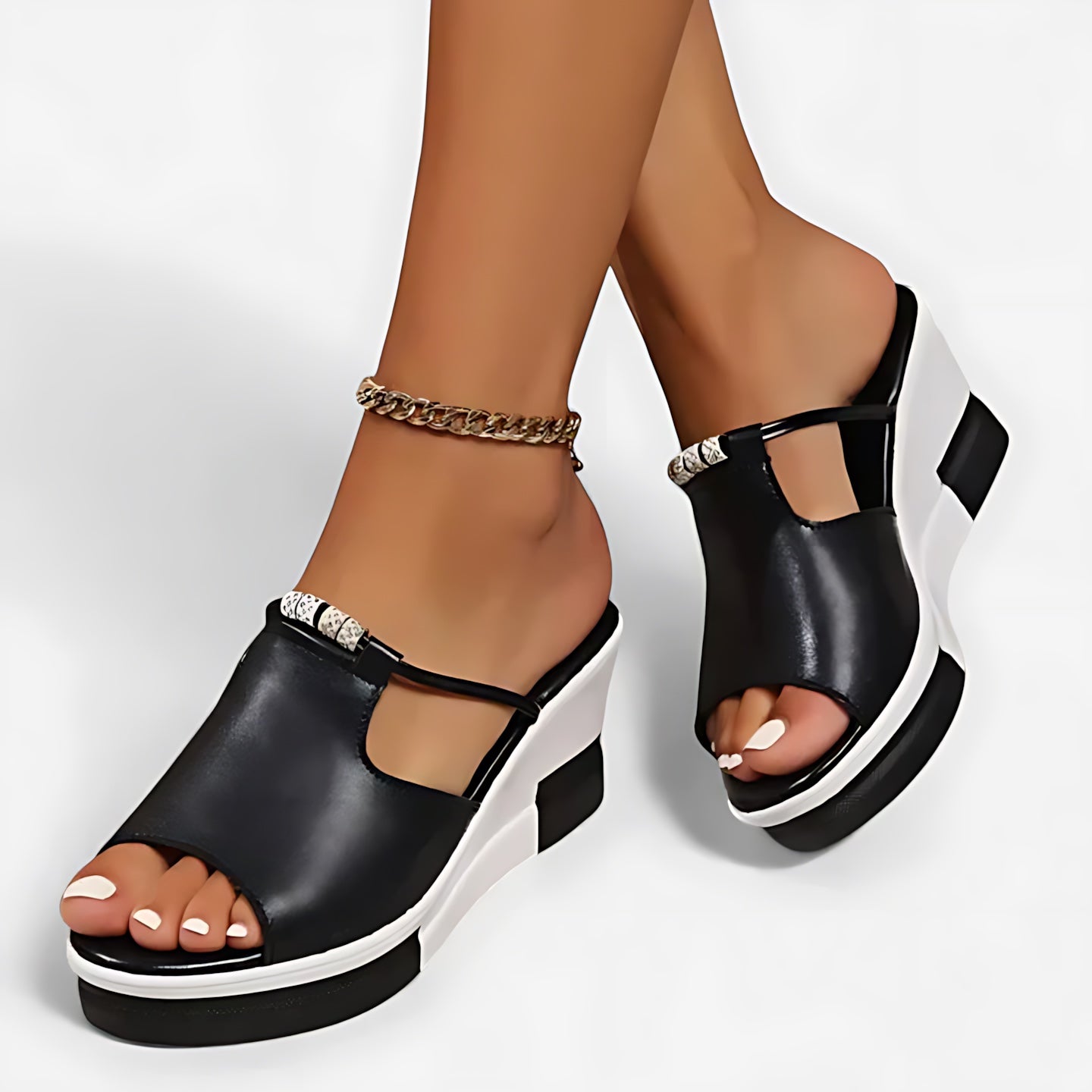 Charlie – Cutout Block Heel Platform Sandals