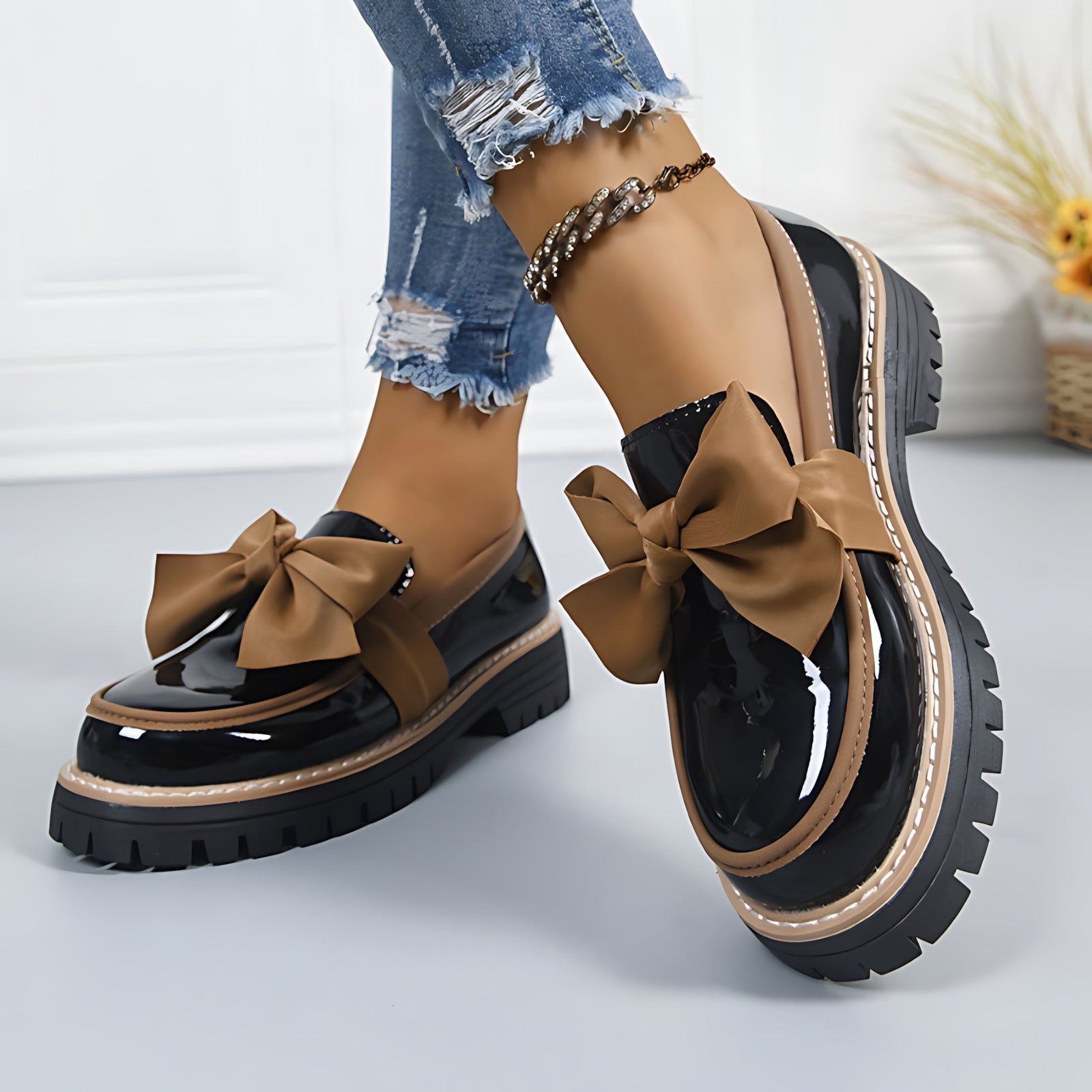 Charlie – Patent Bow Platform Loafers