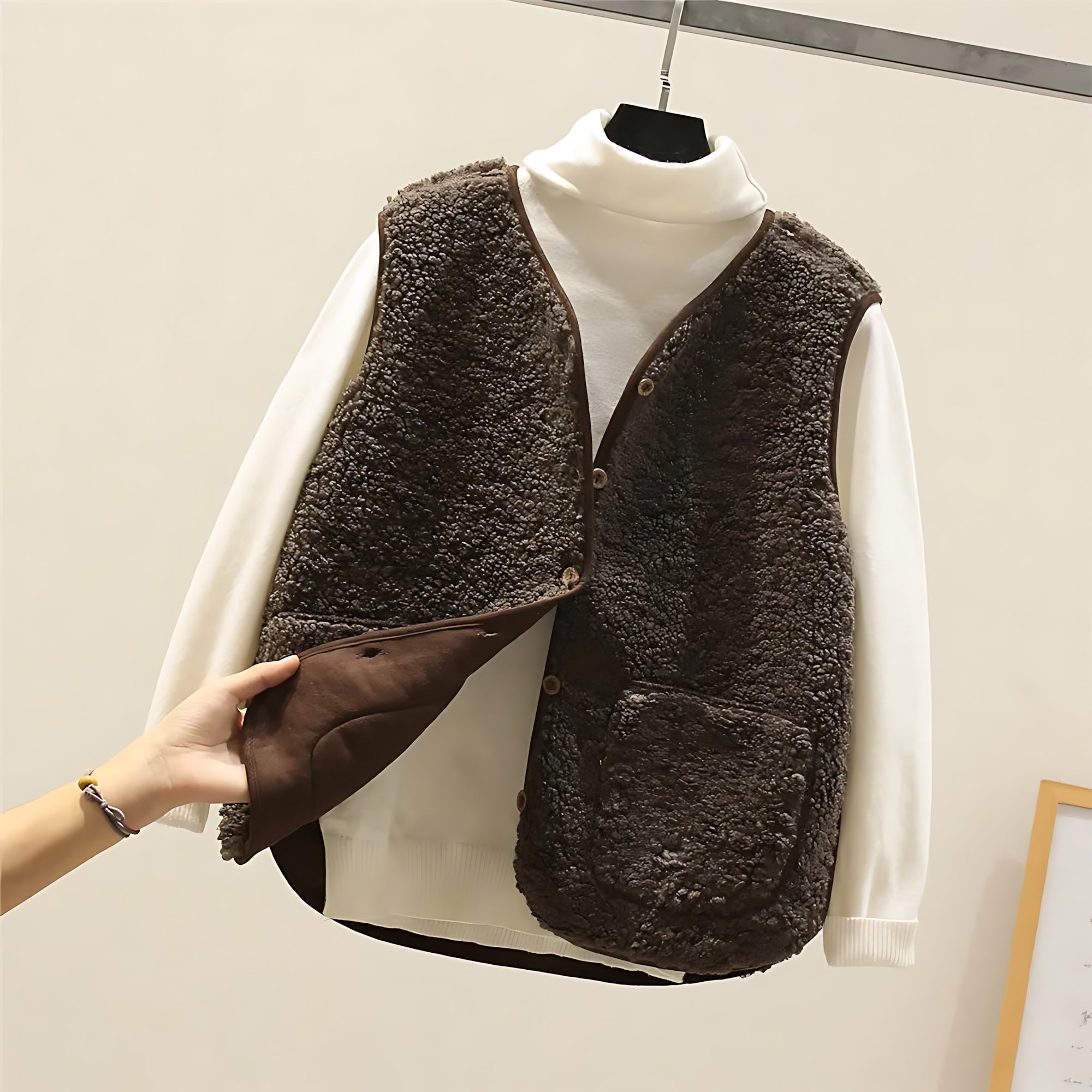 Charlotte – Sherpa Fleece Button Up Vest