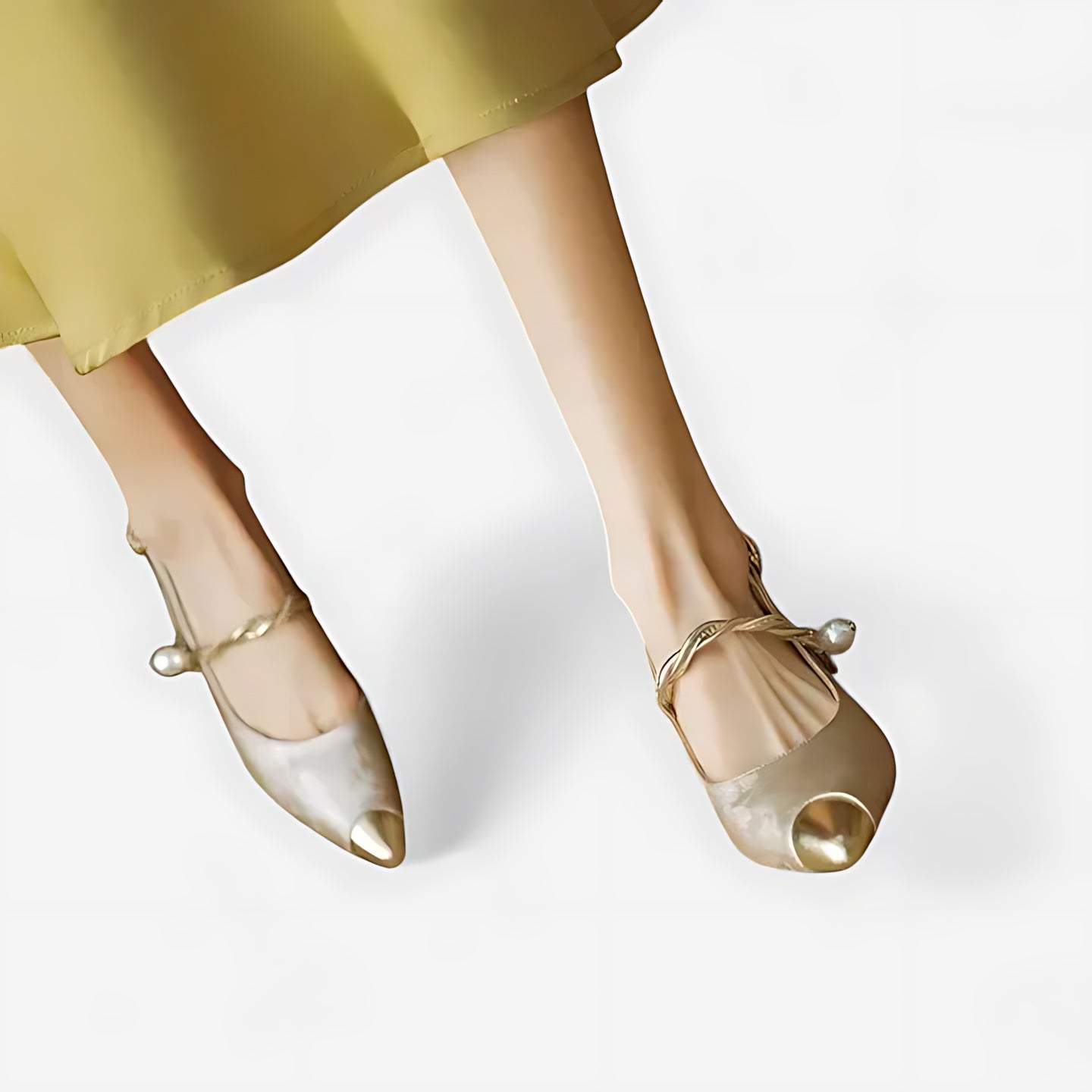 Claudia – Pointed Toe Mary Jane Kitten Heels