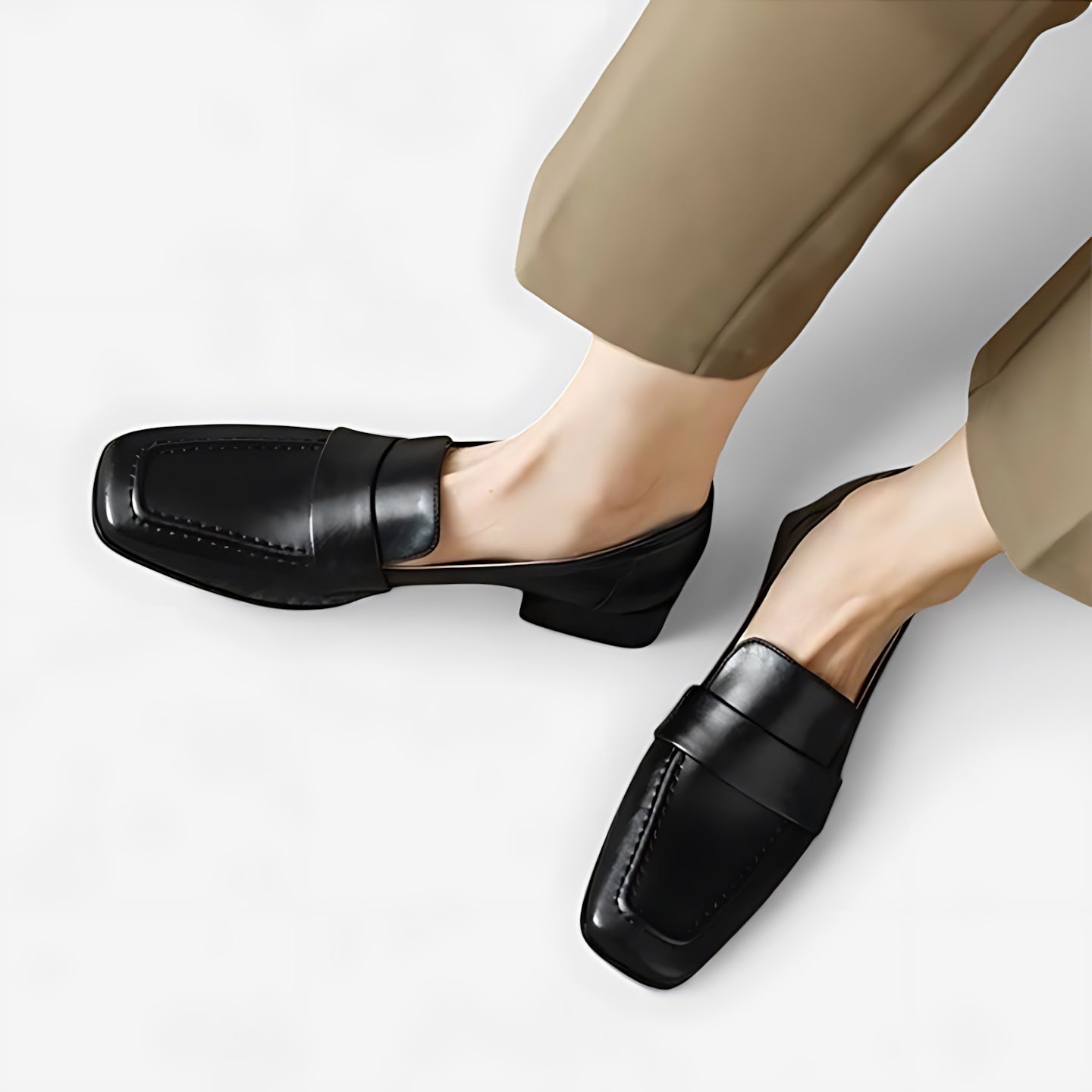 Daisy – Faux Leather Block Heel Loafers