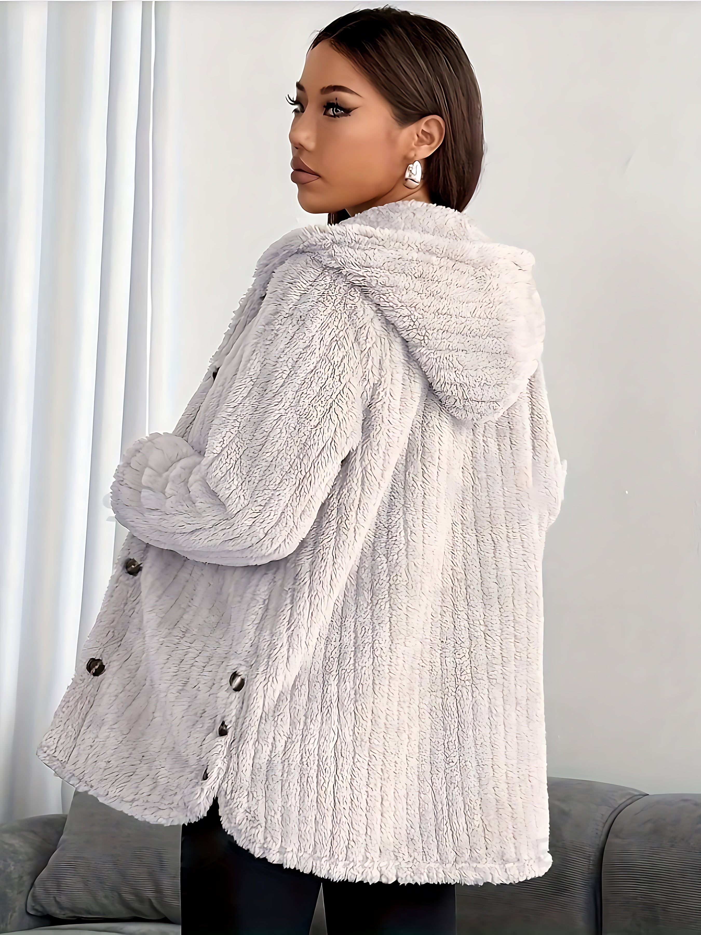 Delilah – Chunky Cable Knit Button Up Cardigan