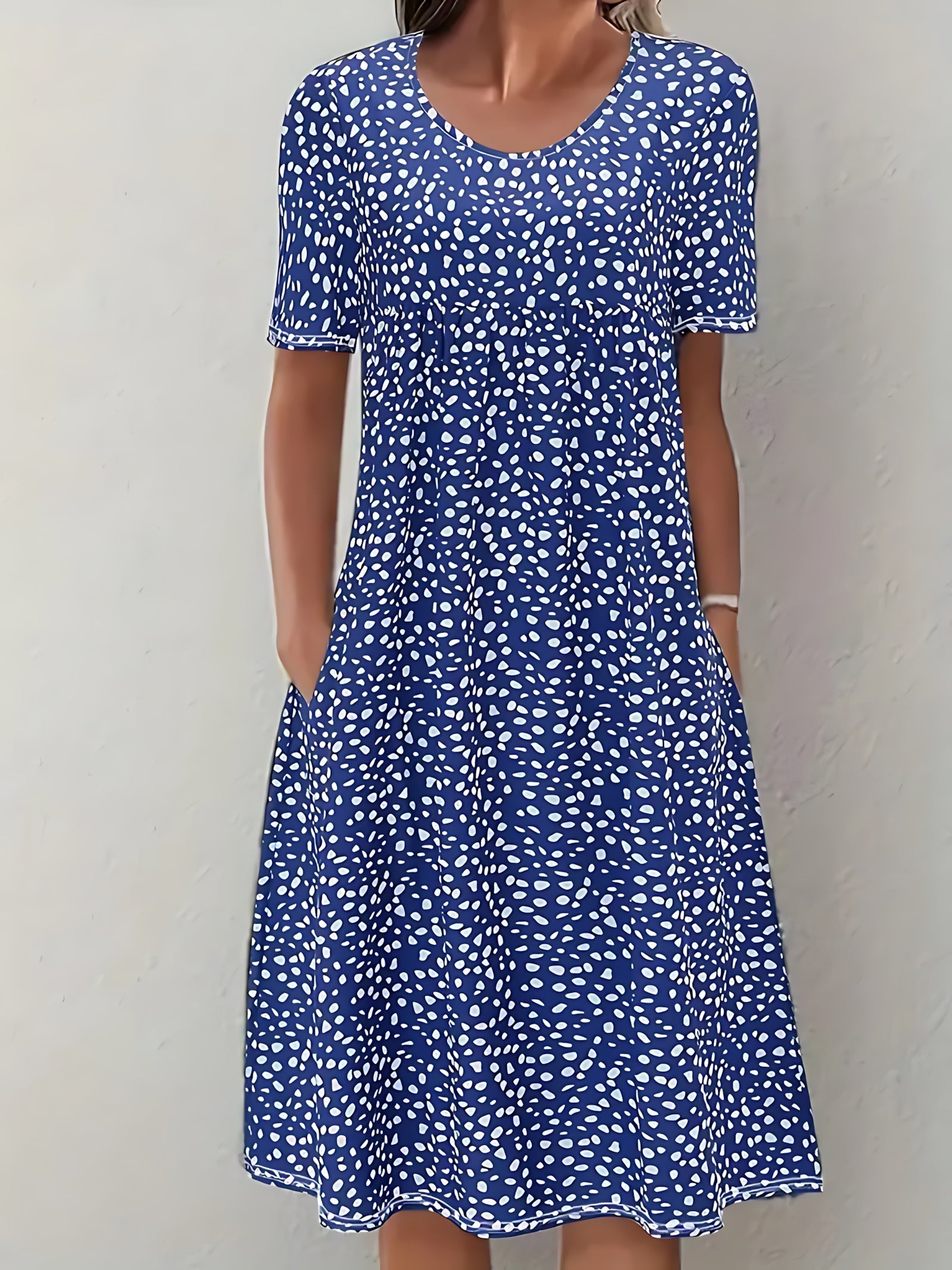 Ella – Ditsy Floral Crew Neck Summer Midi Dress