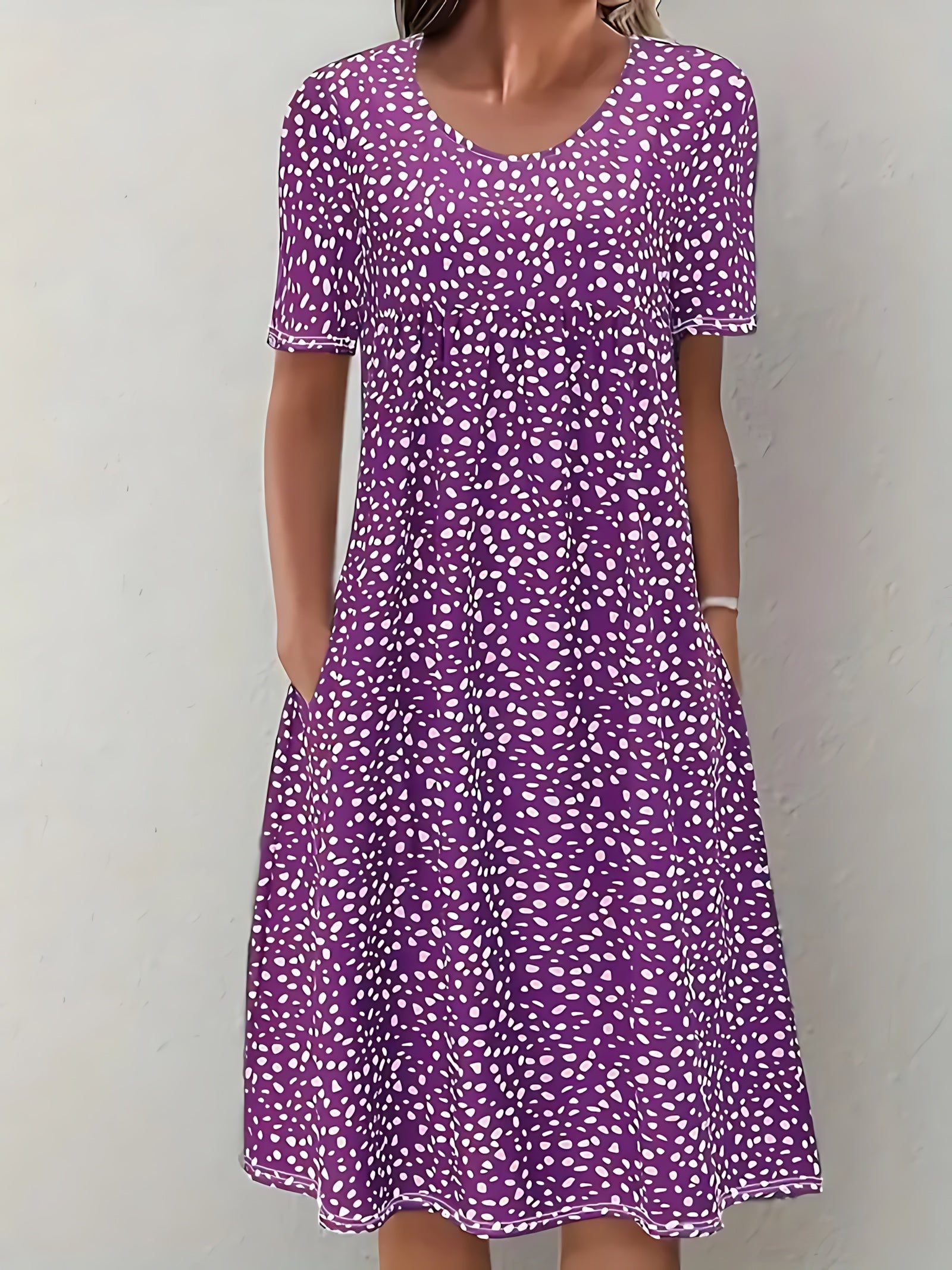 Ella – Ditsy Floral Crew Neck Summer Midi Dress