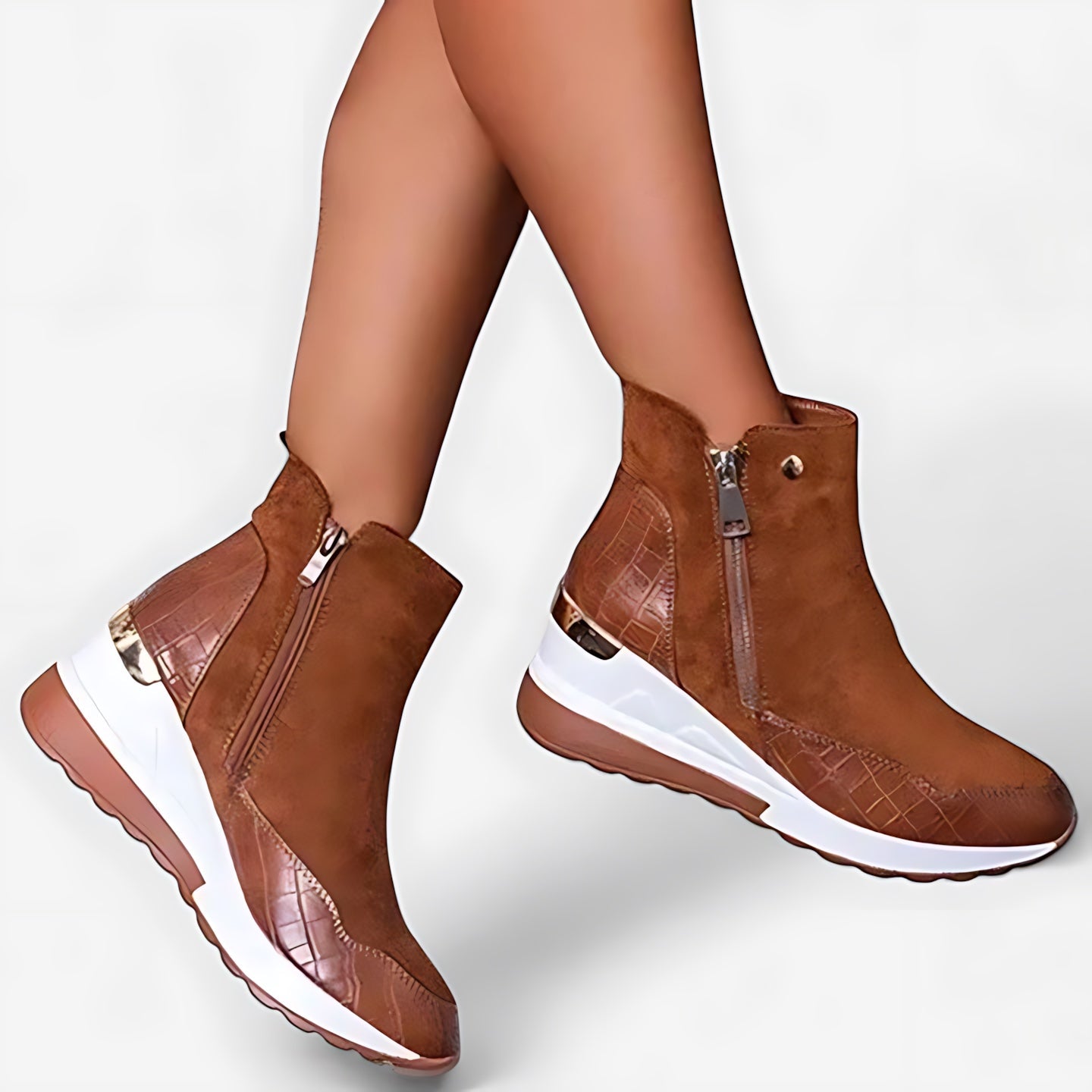 Evangeline – Leather Chunky Sole Chelsea Boots