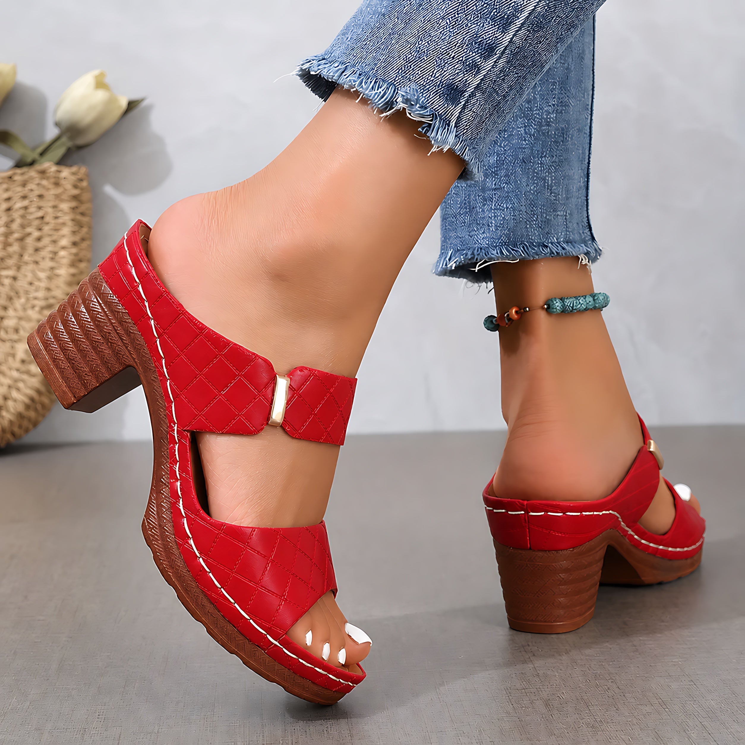 Evelyn – Ankle Strap Chunky Block Heel Sandals