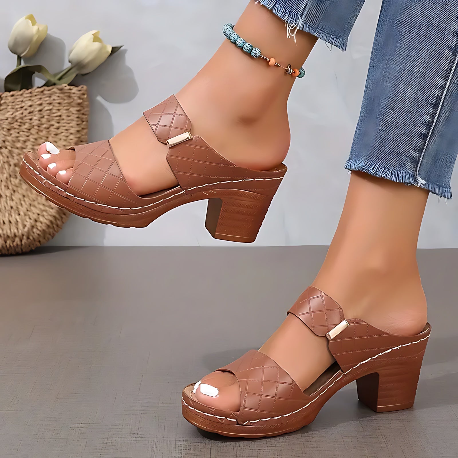 Evelyn – Ankle Strap Chunky Block Heel Sandals