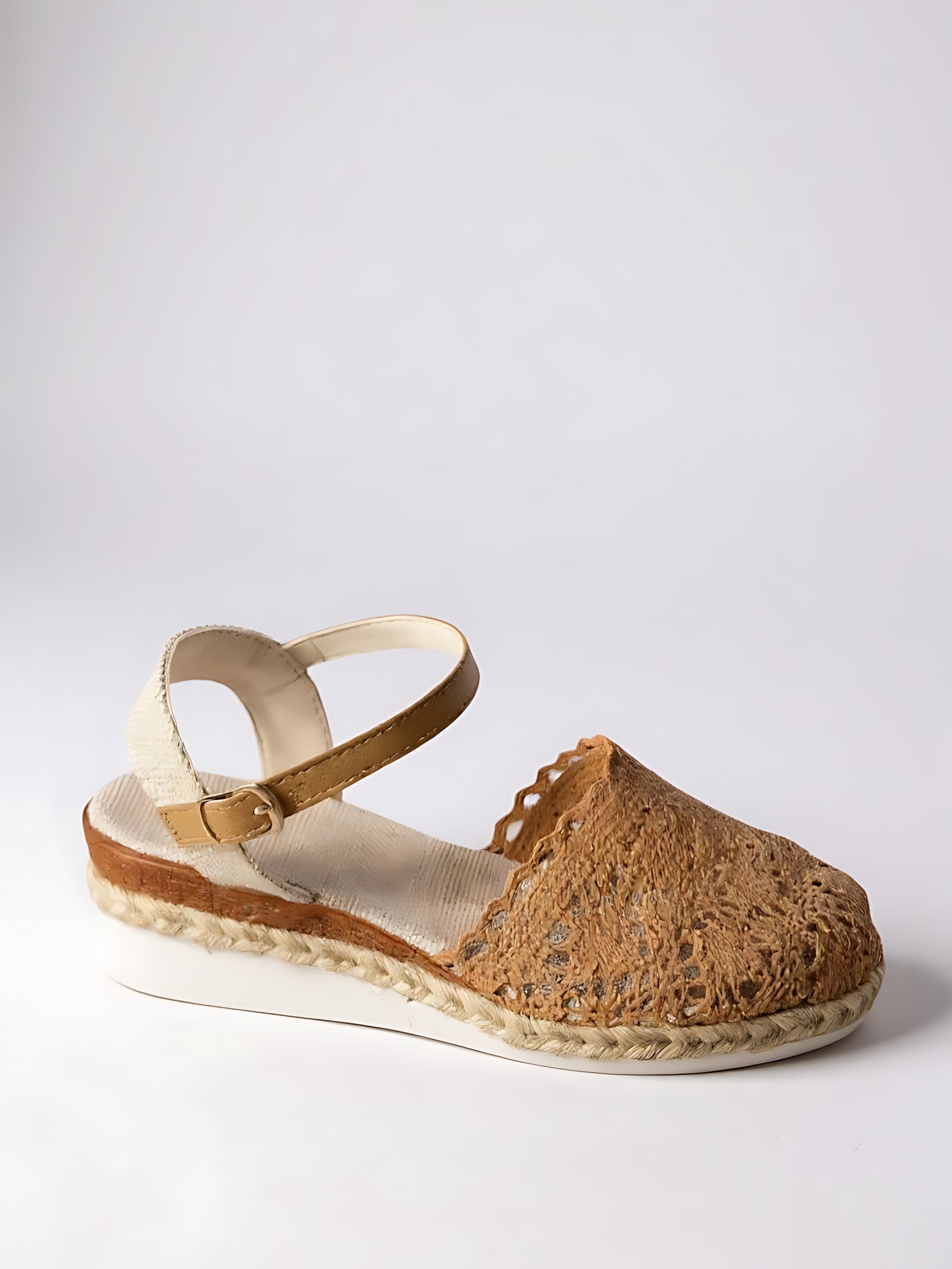 Frances – Woven Closed Toe Fisherman Sandals
