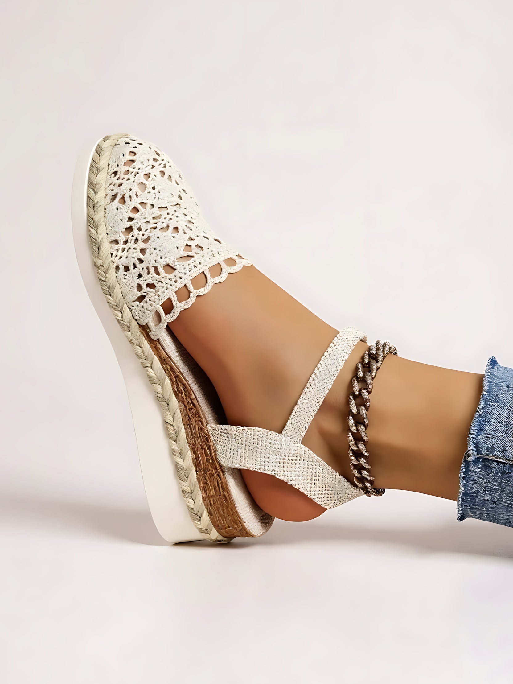 Frances – Woven Closed Toe Fisherman Sandals