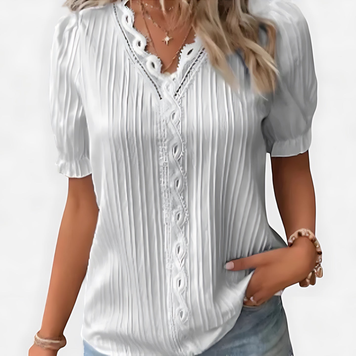 Hadley – Pintuck Pleated Short Sleeve Blouse