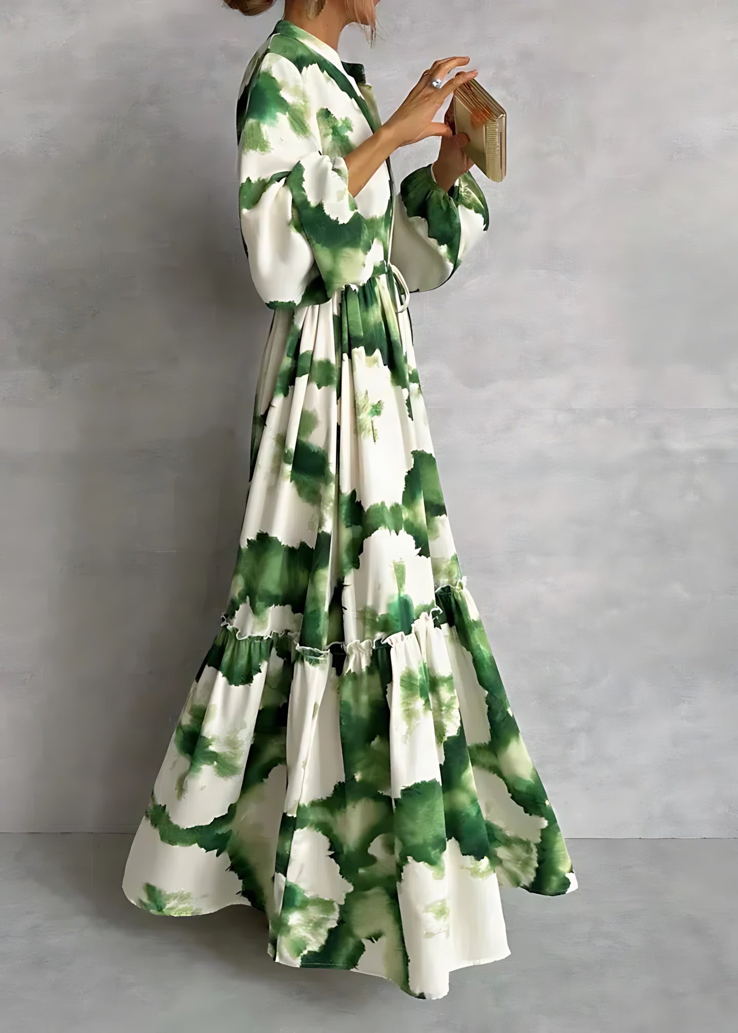 Hannah – Tie Dye Long Sleeve Tiered Maxi Dress