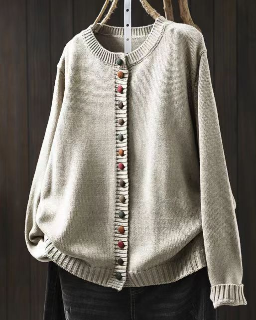 Catalina – Contrast Button Crew Neck Knit Cardigan