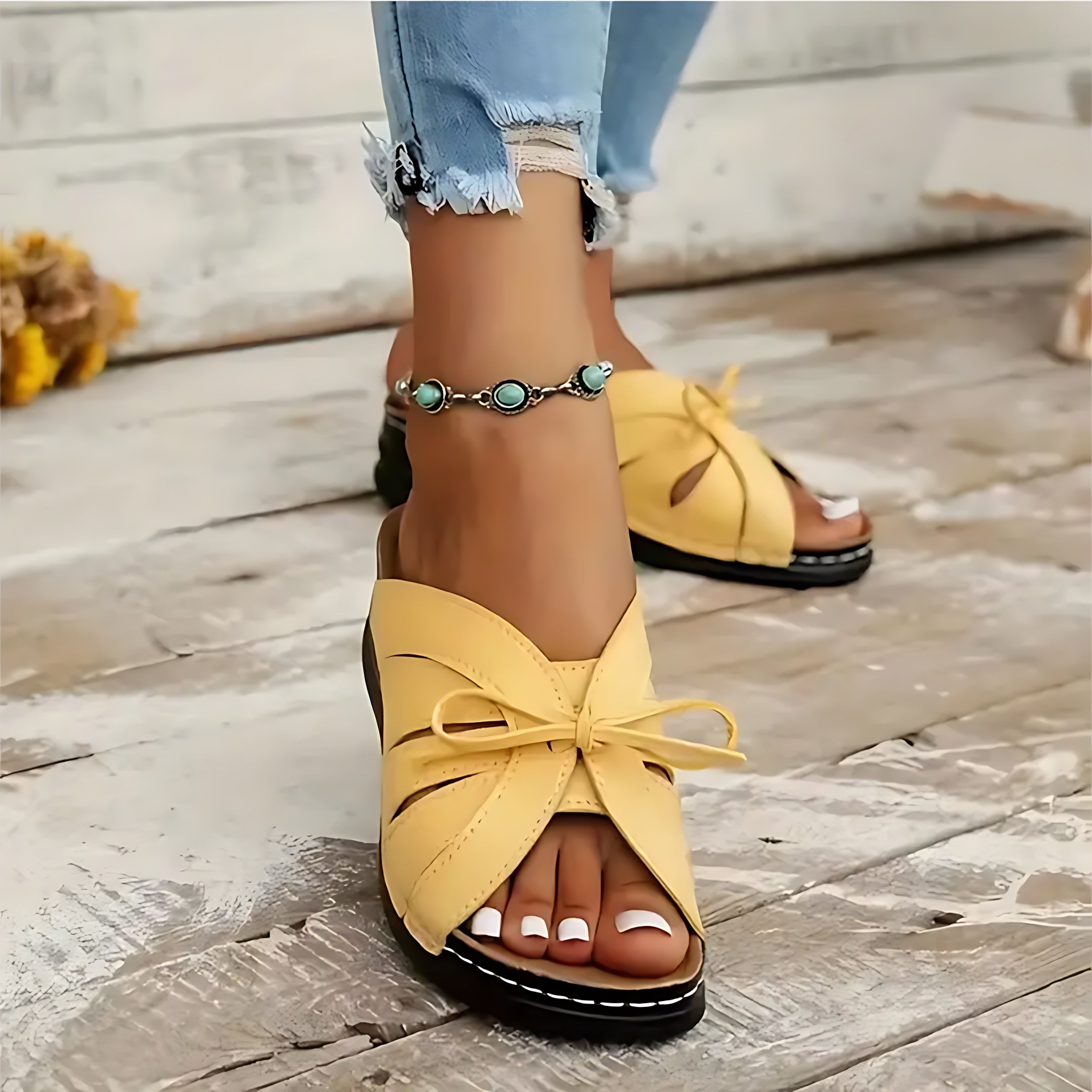 Imogen – Bow Cutout Low Wedge Slide Sandals