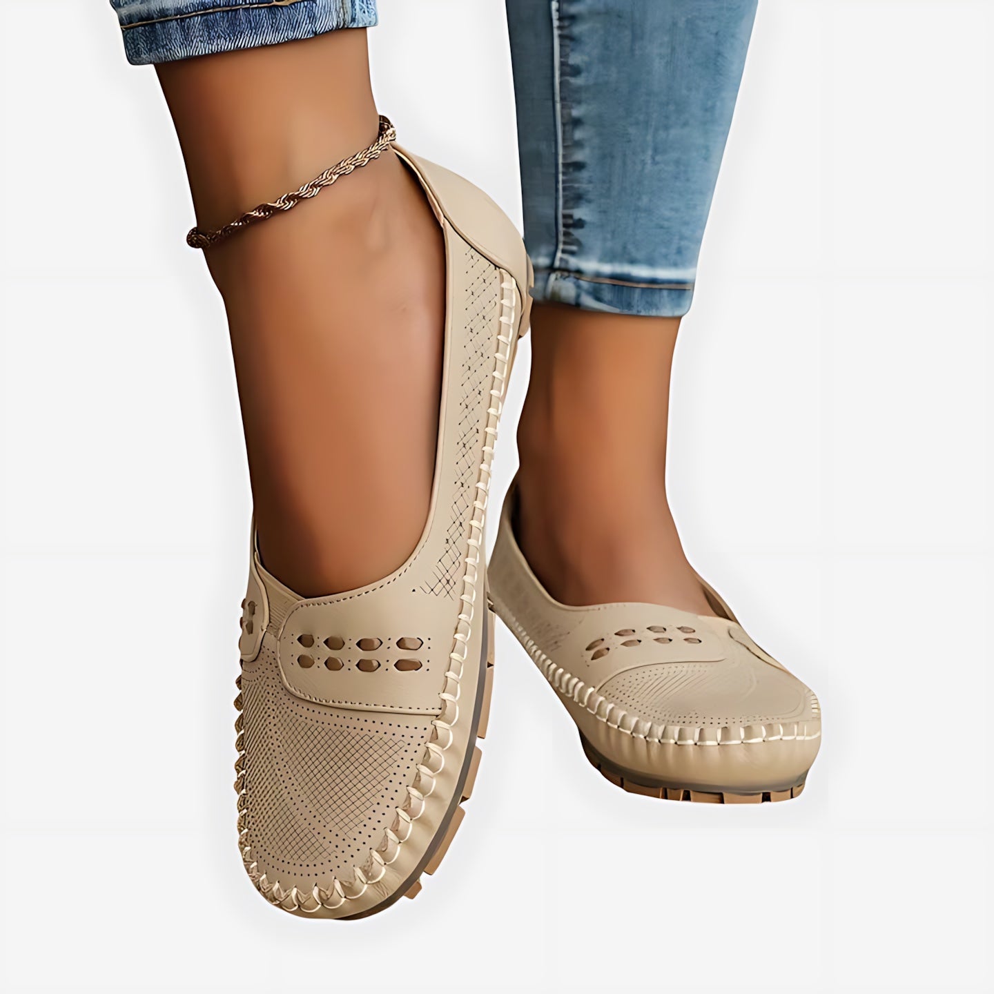 Isabella – Studded Slip On Round Toe Flats