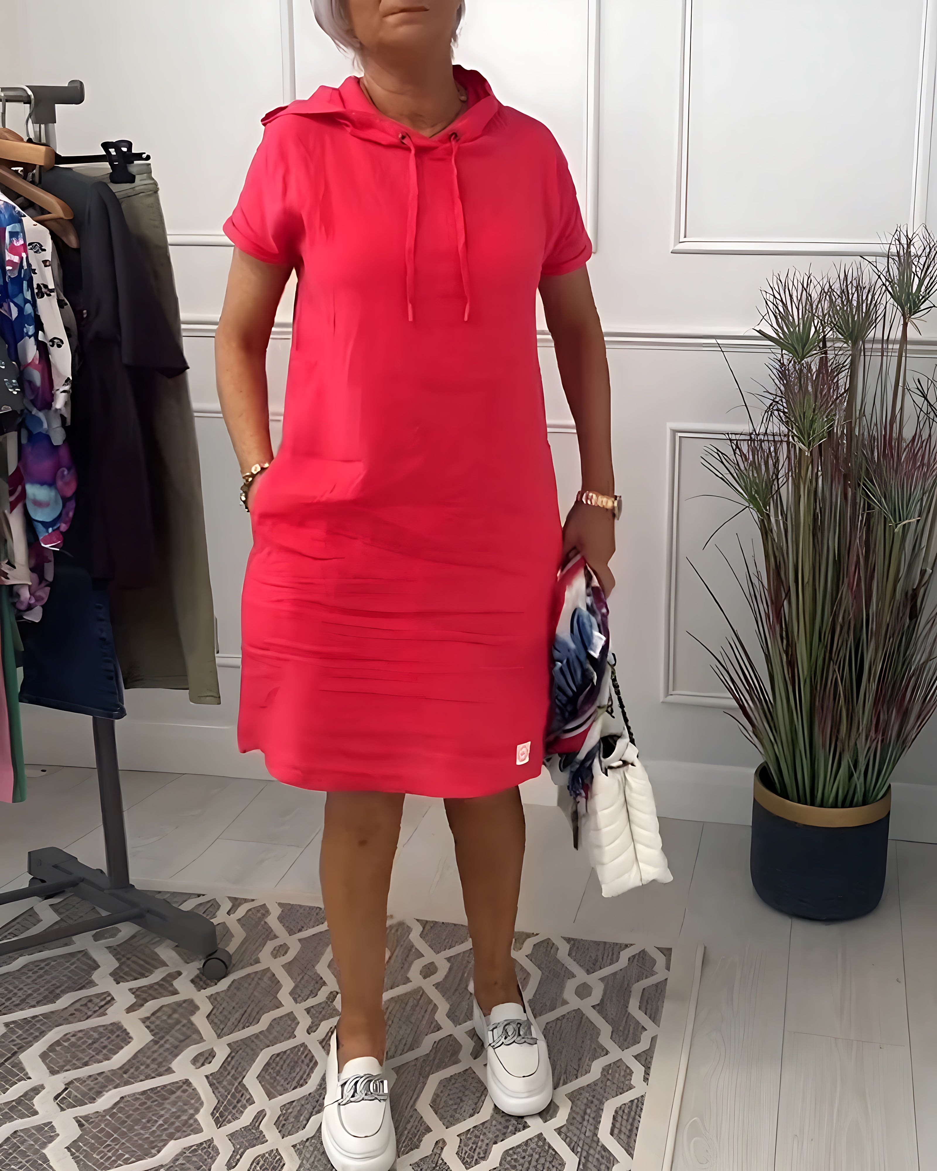 Isabelle – Ribbed Short Sleeve Hoodie Dress