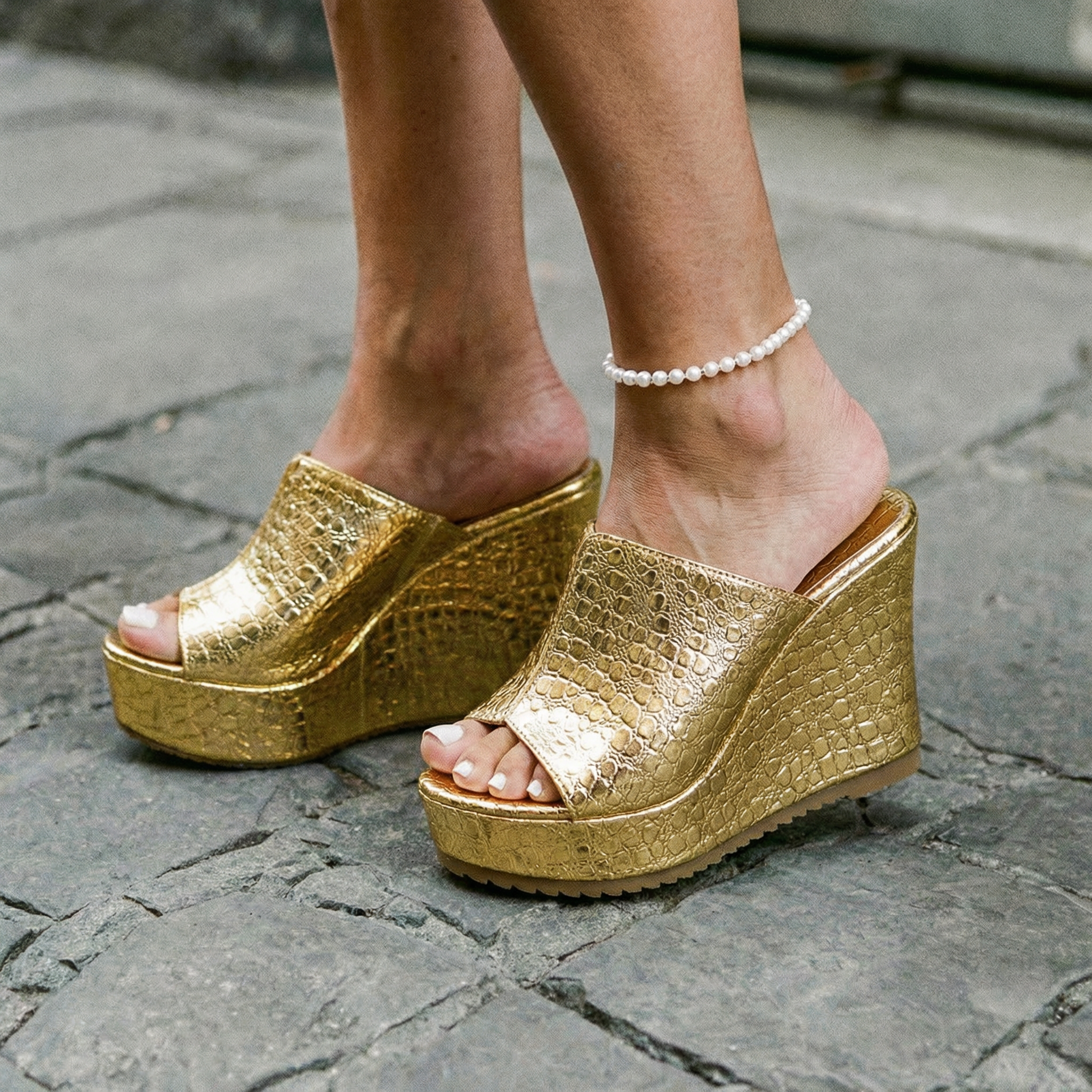 Mila – Metallic Platform Wedge Slide Sandals
