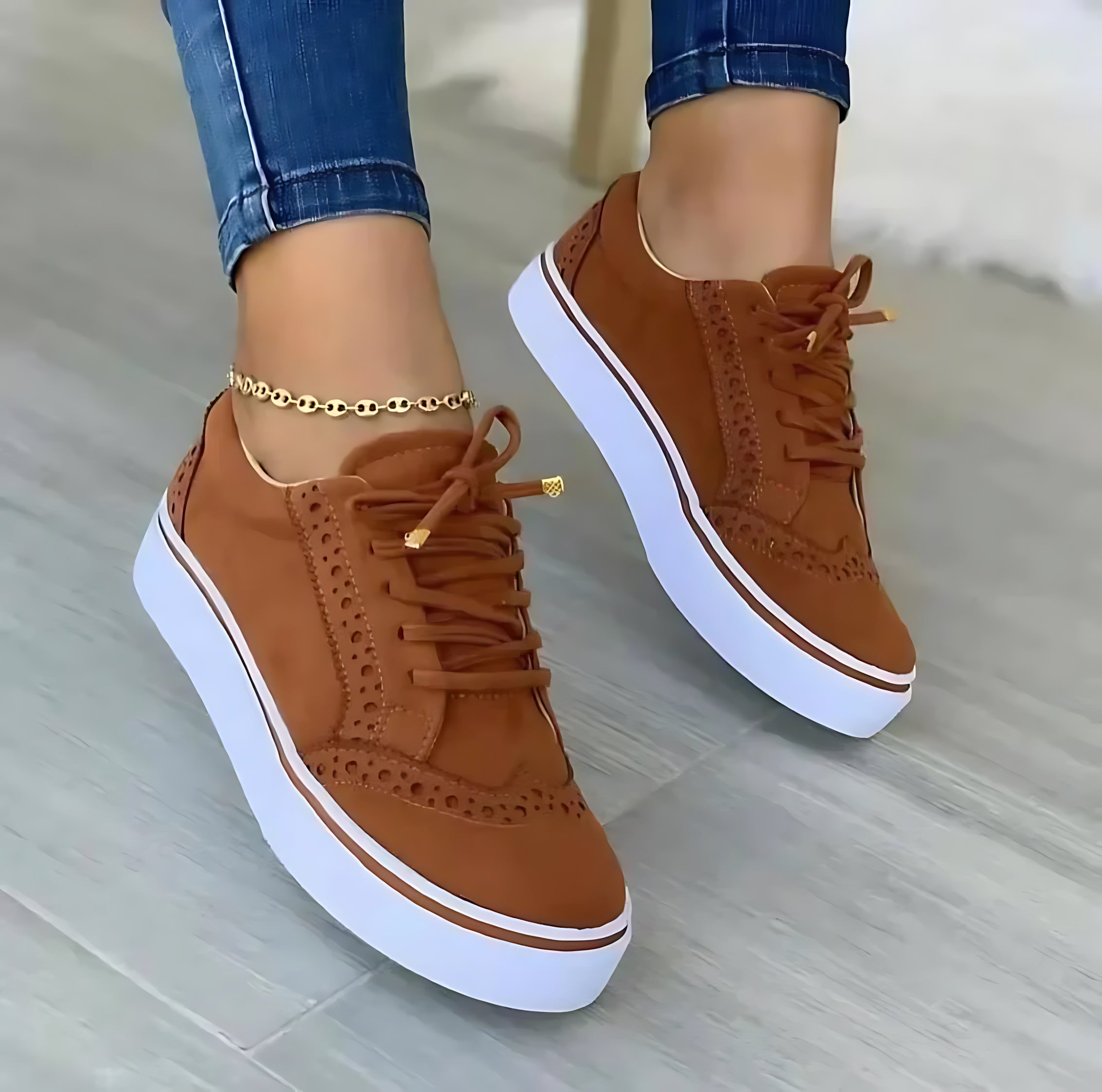 Lia – Brogue Lace Up Platform Sneakers