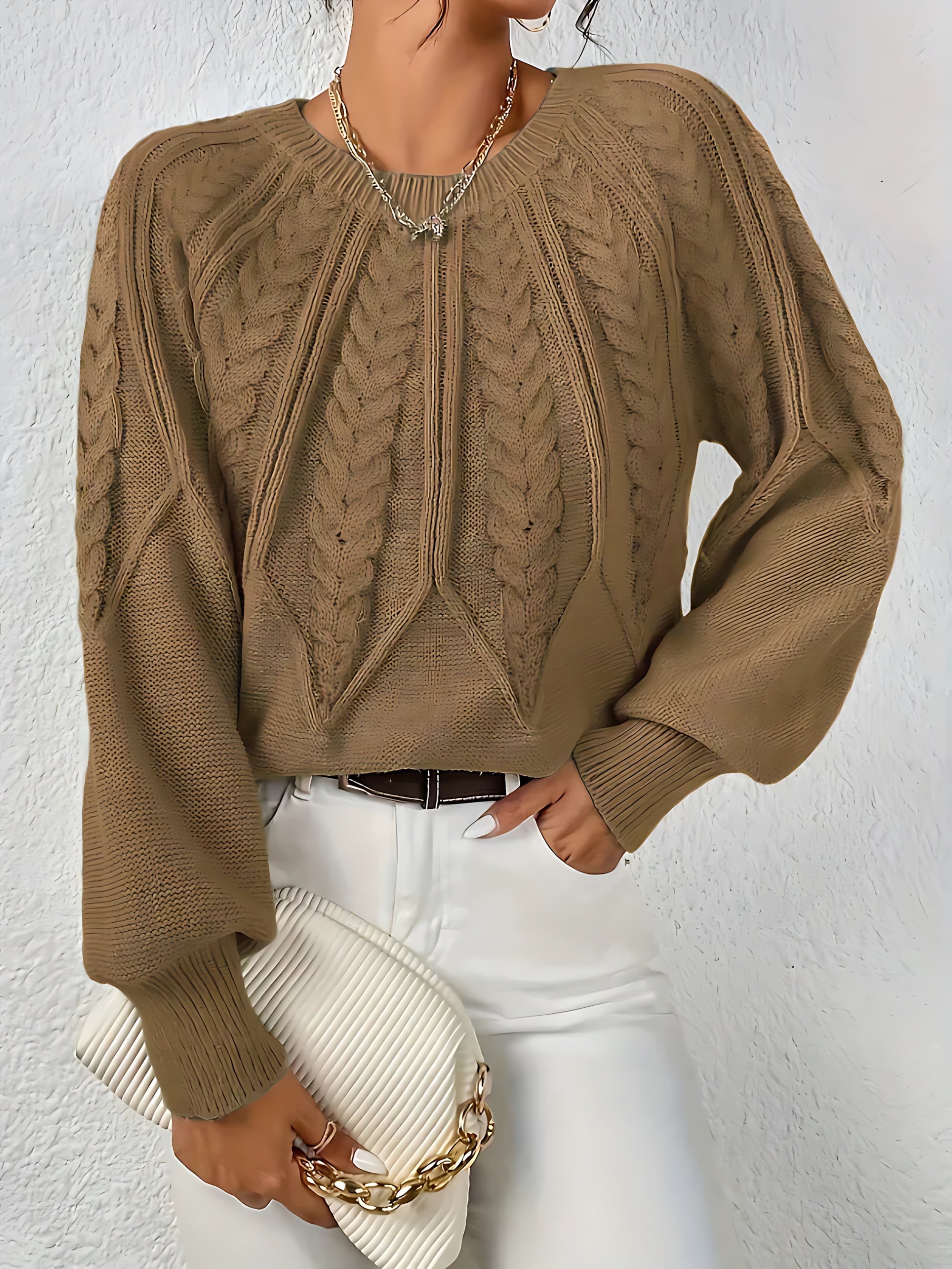 Lia – Cable Knit Crew Neck Sweater